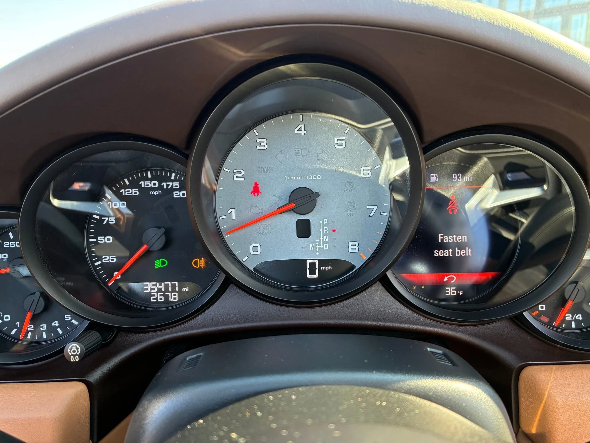 mph027_1224242326_94abb1754db8896ece39fef43322412dx_f874e97666