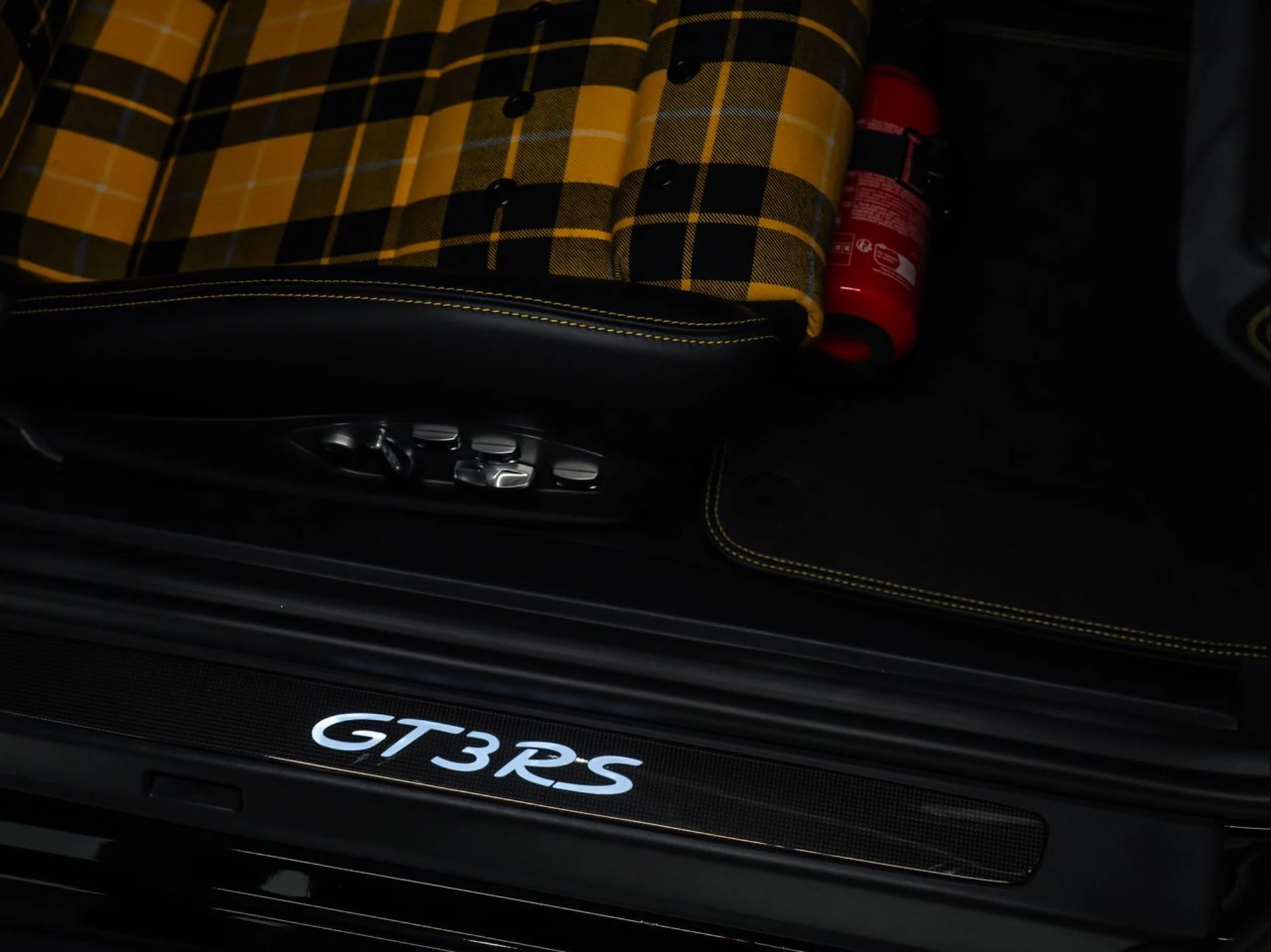 mph027_1226040347_05b96ed7f880f6f40bf4d458121bfad9_f8f09f1b2e