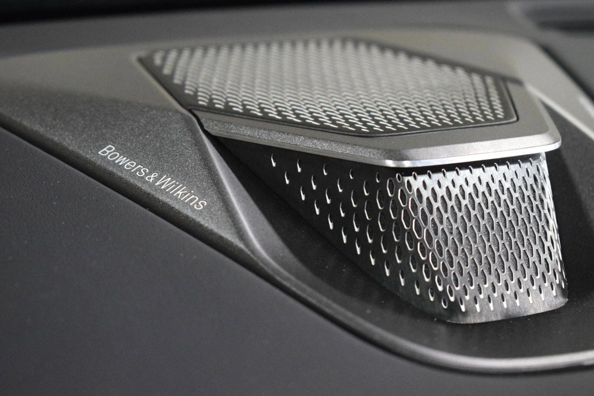 mph027_1227815611_48fadb6ca9d7ae1290c3578a11e75ee2x_cd6f8dfa6a