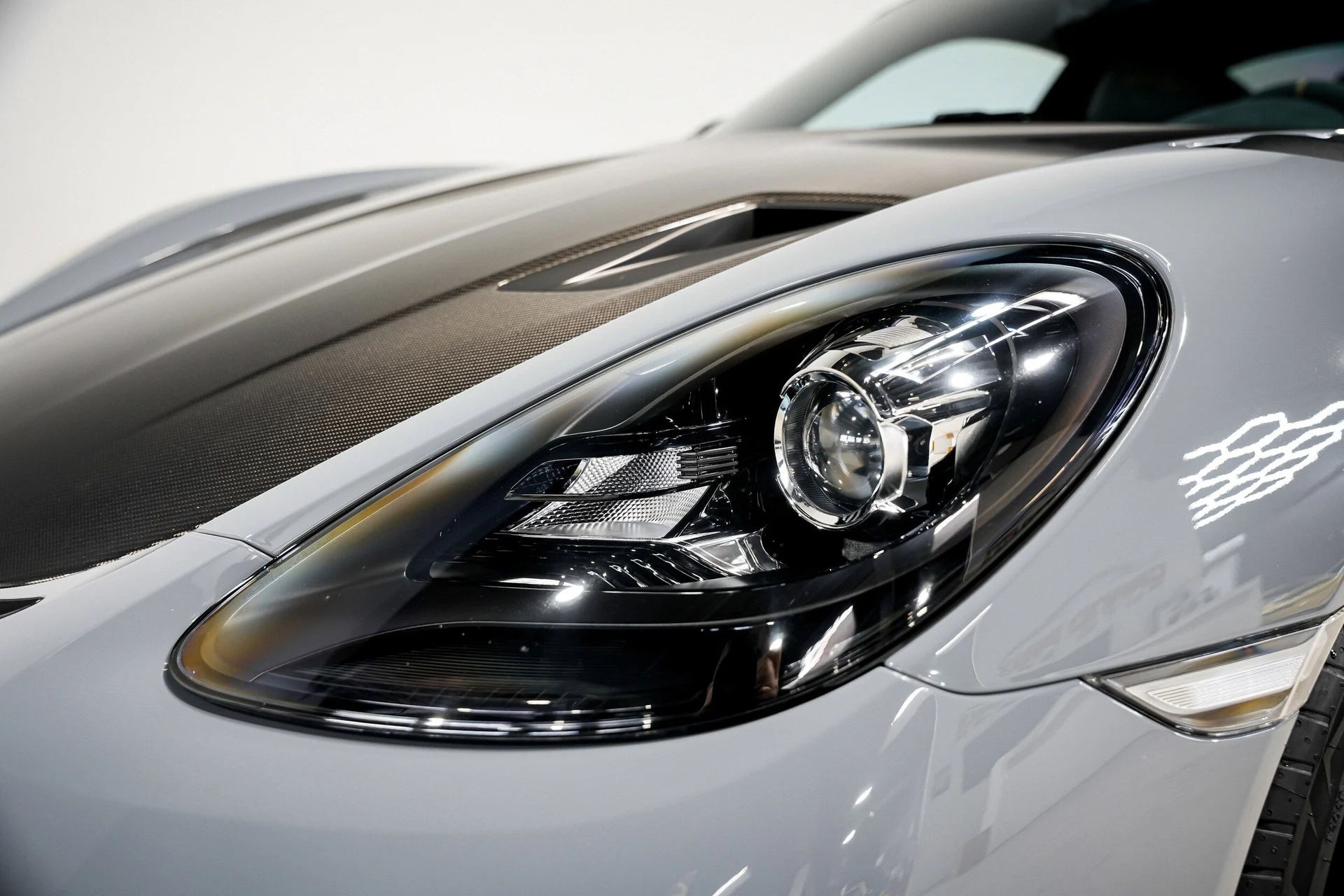 mph027_1227951238_70a7626fa1cb4288263f67d5d0cbc126x_766bb80ef5