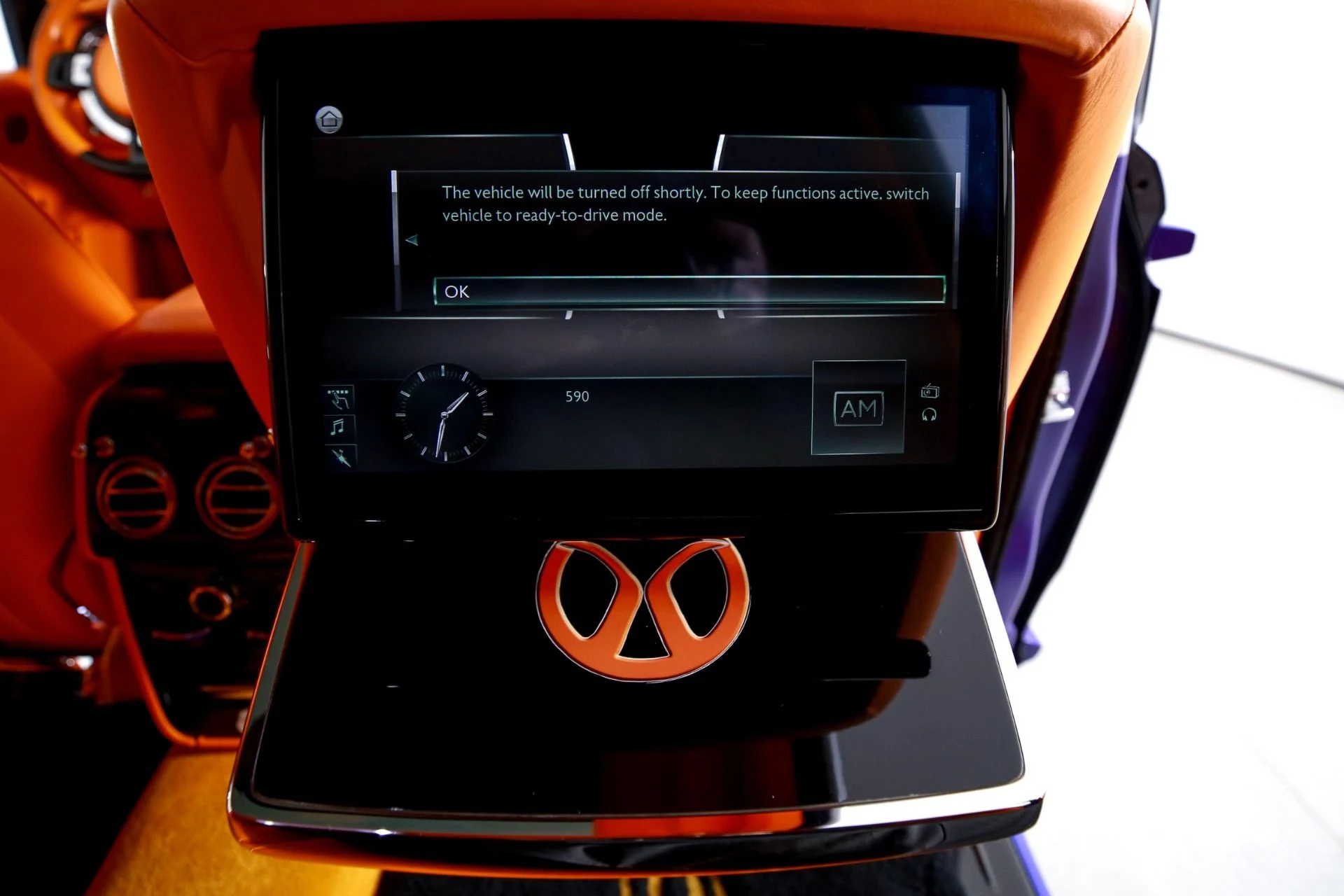 mph027_1228179747_Used_2019_Rolls_Royce_Cullinan_Mansory_1771362670_310b97bfb2