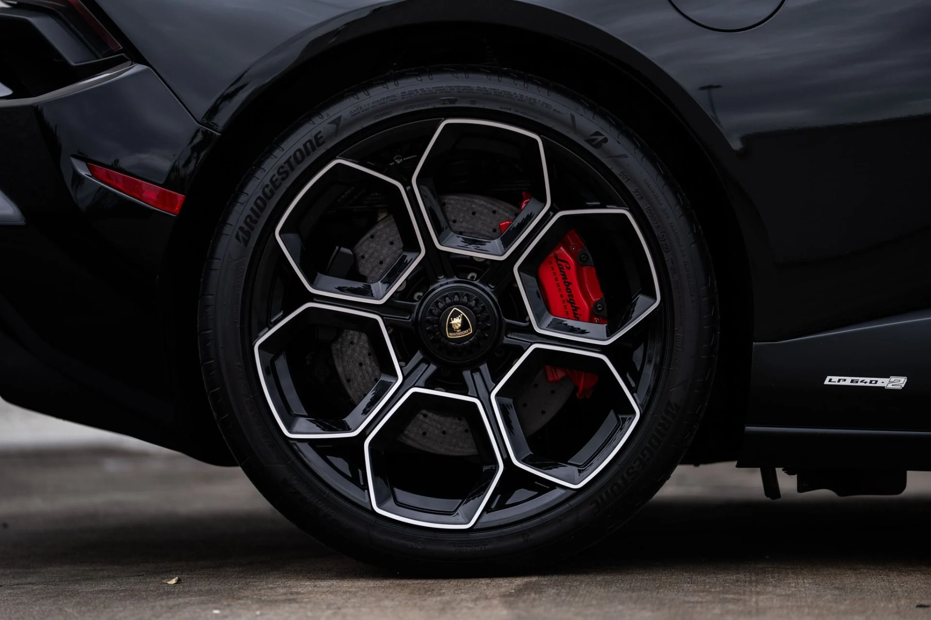 mph027_1233160499_Used_2023_Lamborghini_Huracan_Tecnica_1768943844_cd98f1f65b