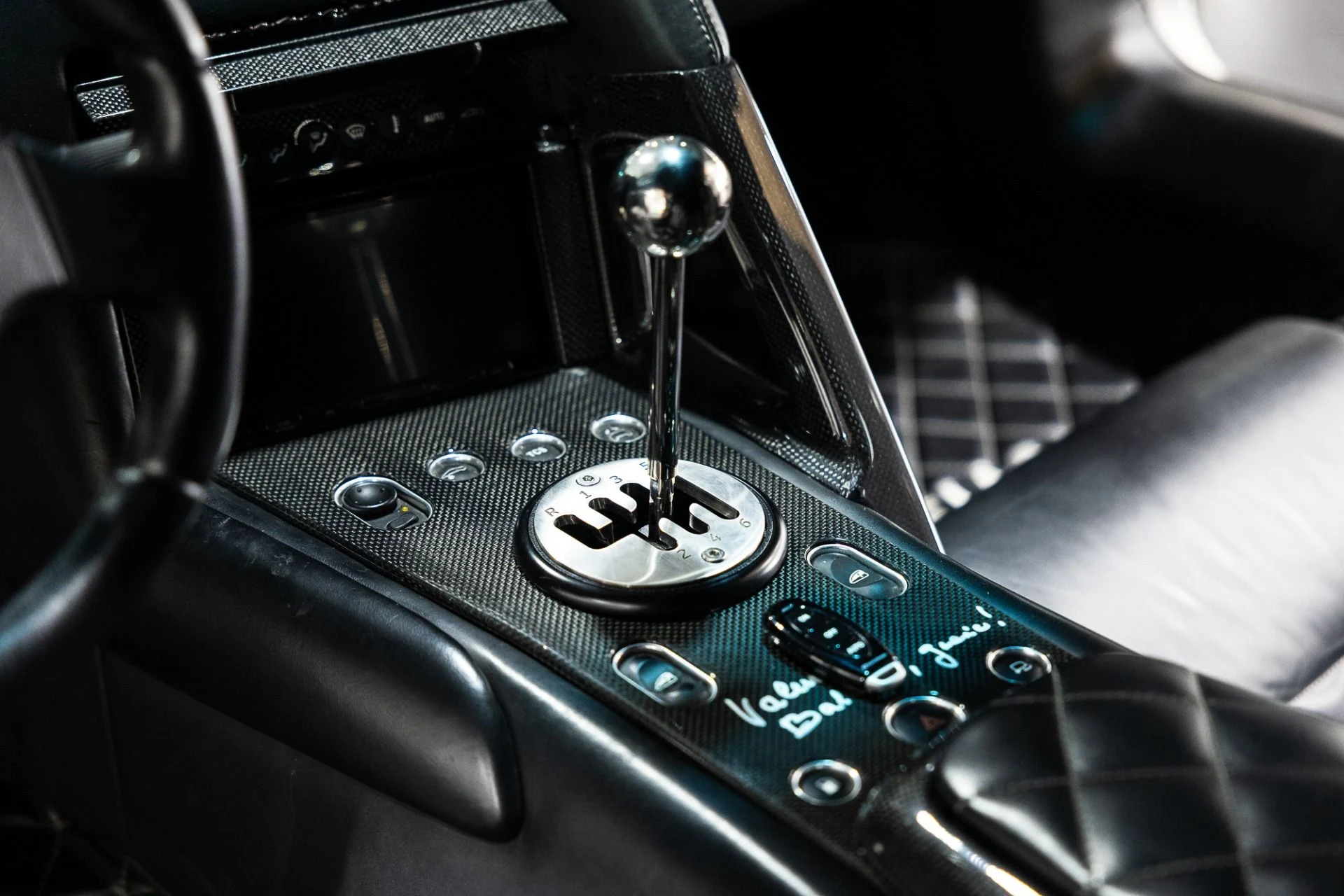 mph027_1236454873_Used_2007_Lamborghini_Murcielago_LP_640_6_SPEED_RWD_CONVERSION_CARBON_CERAMIC_BRAKES_1763250283_034becc415