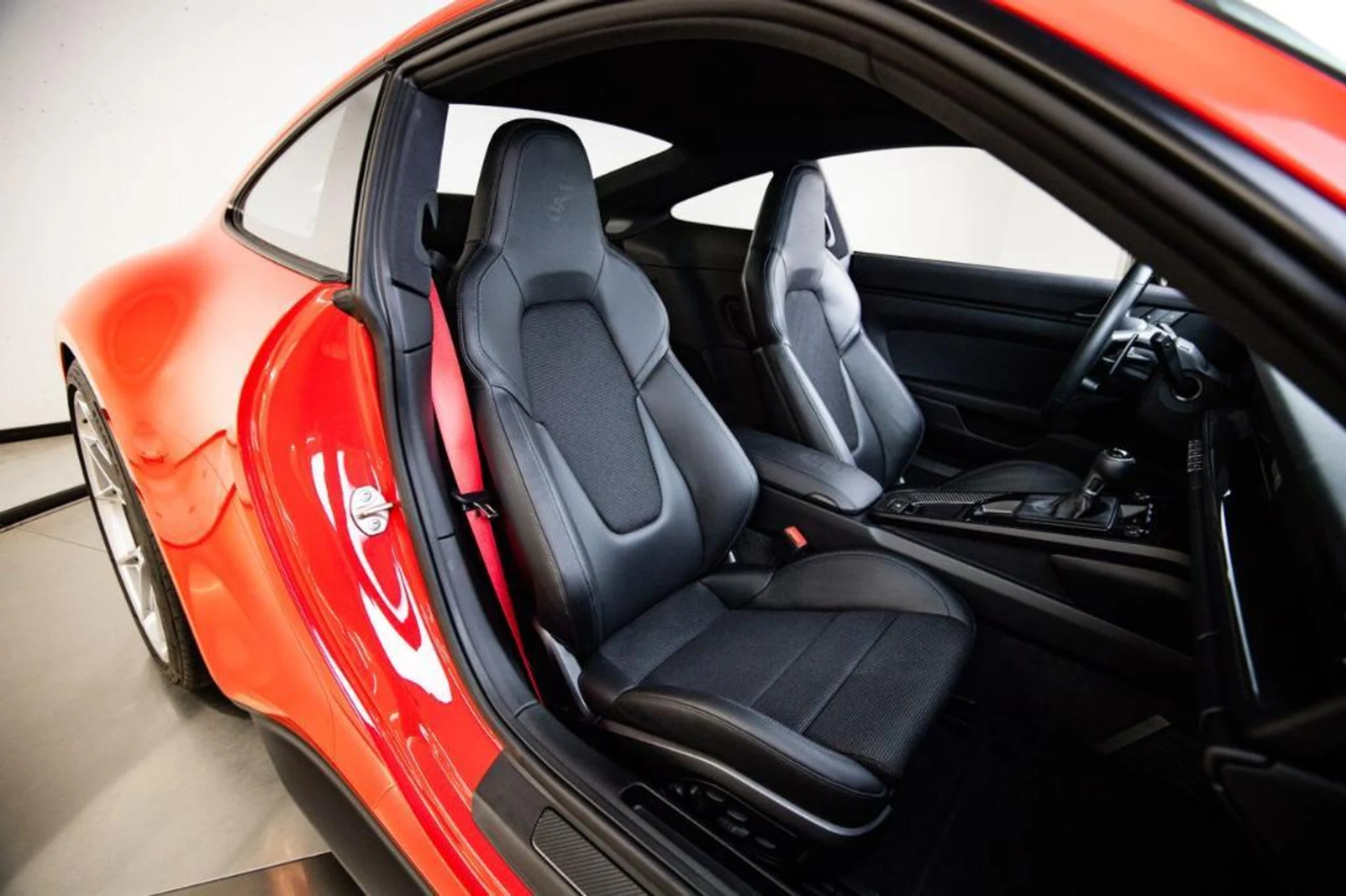 mph027_124082130_Sks8_Q0_Ru_AH_7_Q2_Lik_O_Sxvyak_fec_19b26a2788