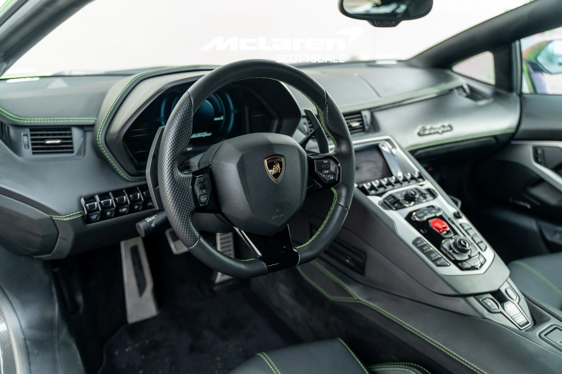 mph027_1241547515_Used_2018_LAMBORGHINI_AVENTADOR_LP_740_4_S_1764040223_8ed0890184