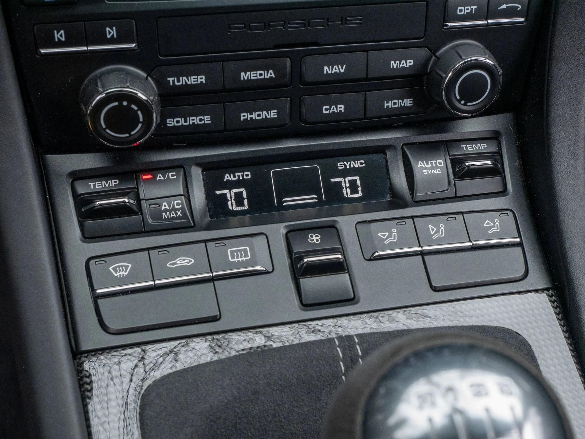 mph027_124710946_687e6f39277598dfd2edc3b50fa28abex_9ab115ef60