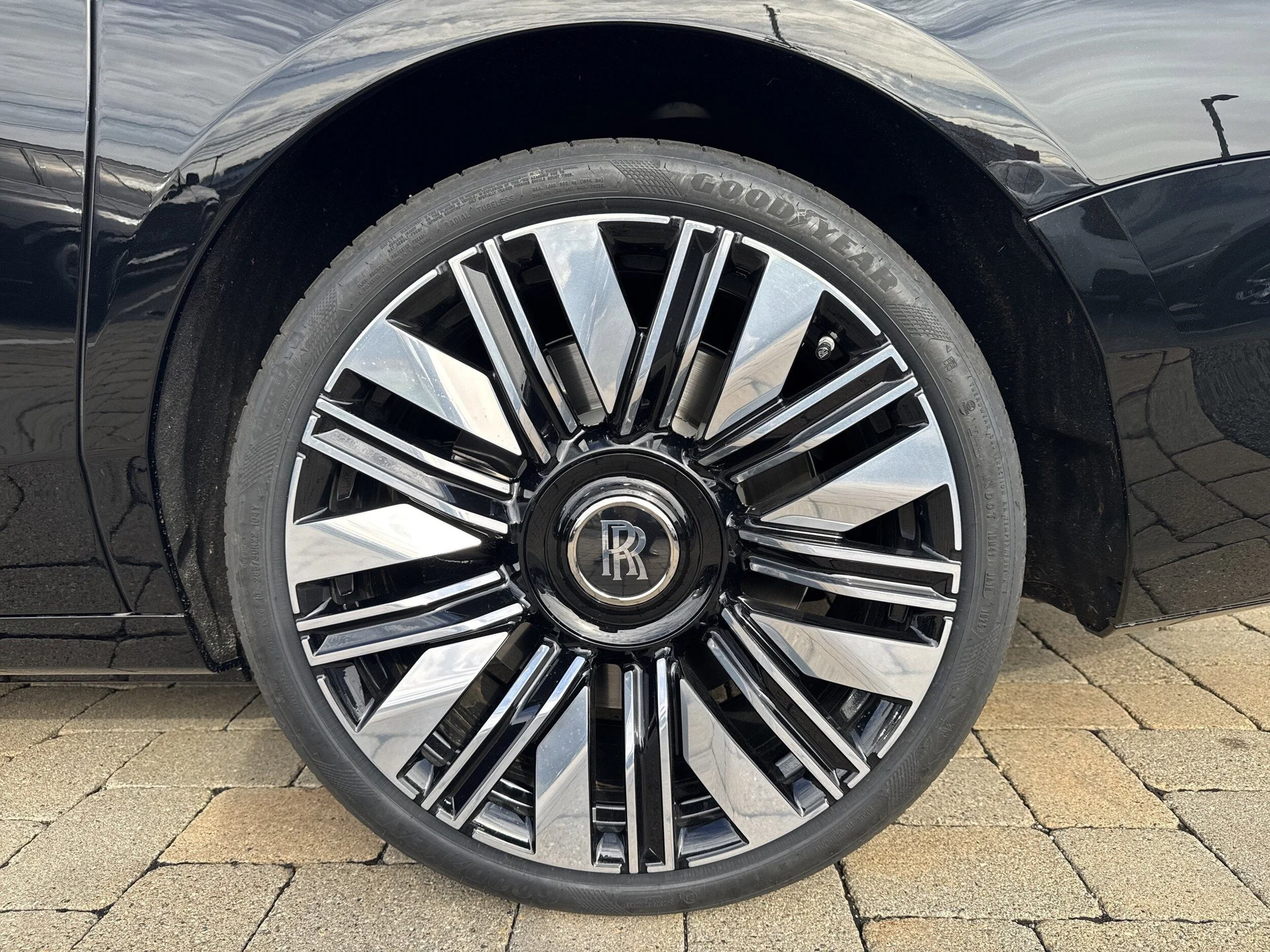 mph027_1252654136_ee9b1d5bd06e07761827b4b883985c32x_7b2b72d5d4