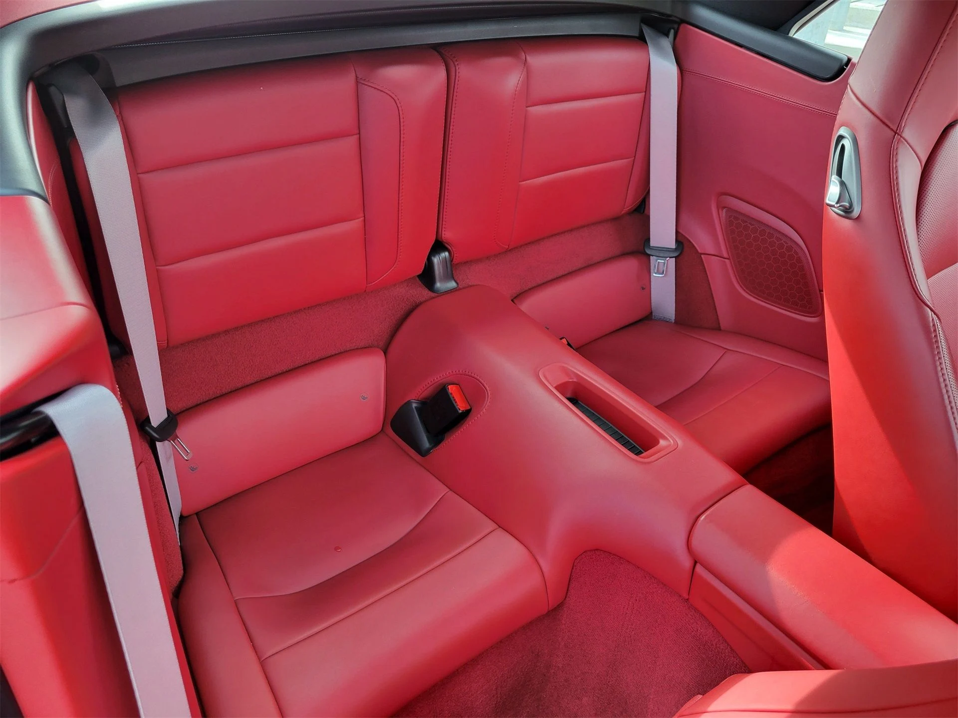 mph027_125691826_0bf0a1ccc272f8031a0d53d6223f4a05_39d0513fcc