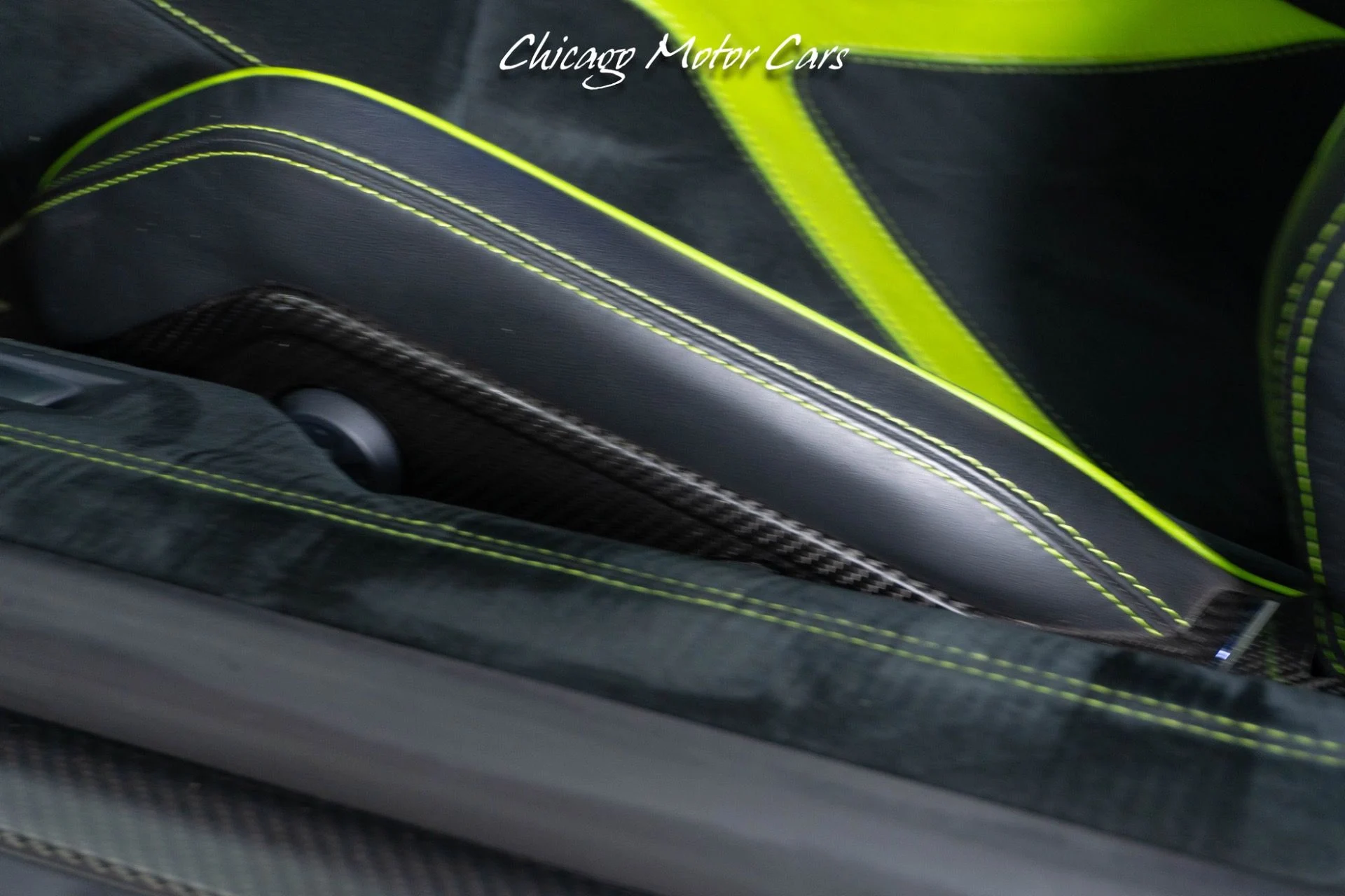 mph027_125724457_13065_p28_l_4cfdebfe49