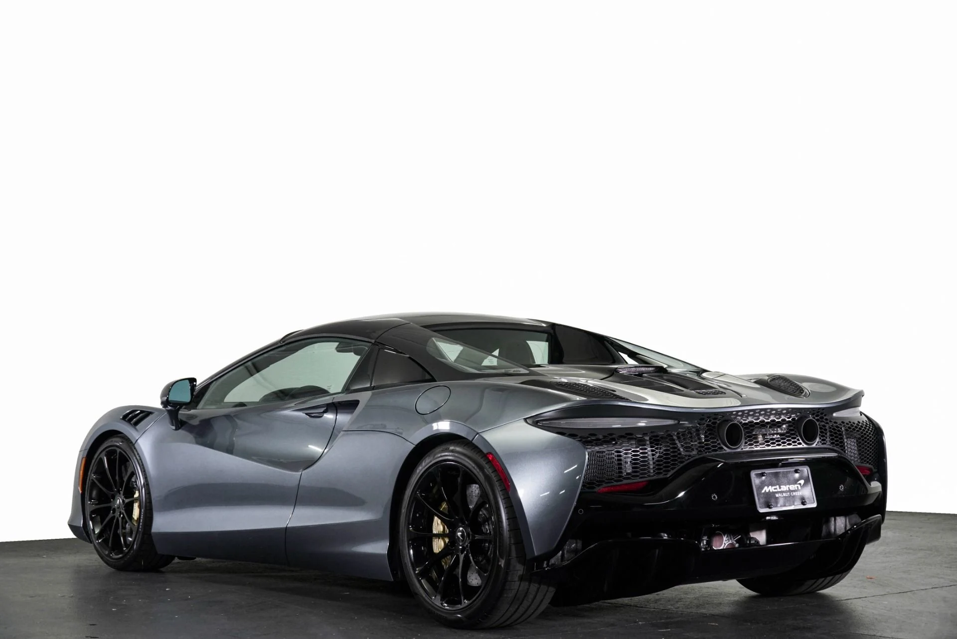 mph027_1264657504_New_2026_Mc_Laren_Artura_1774429386_187379edbc