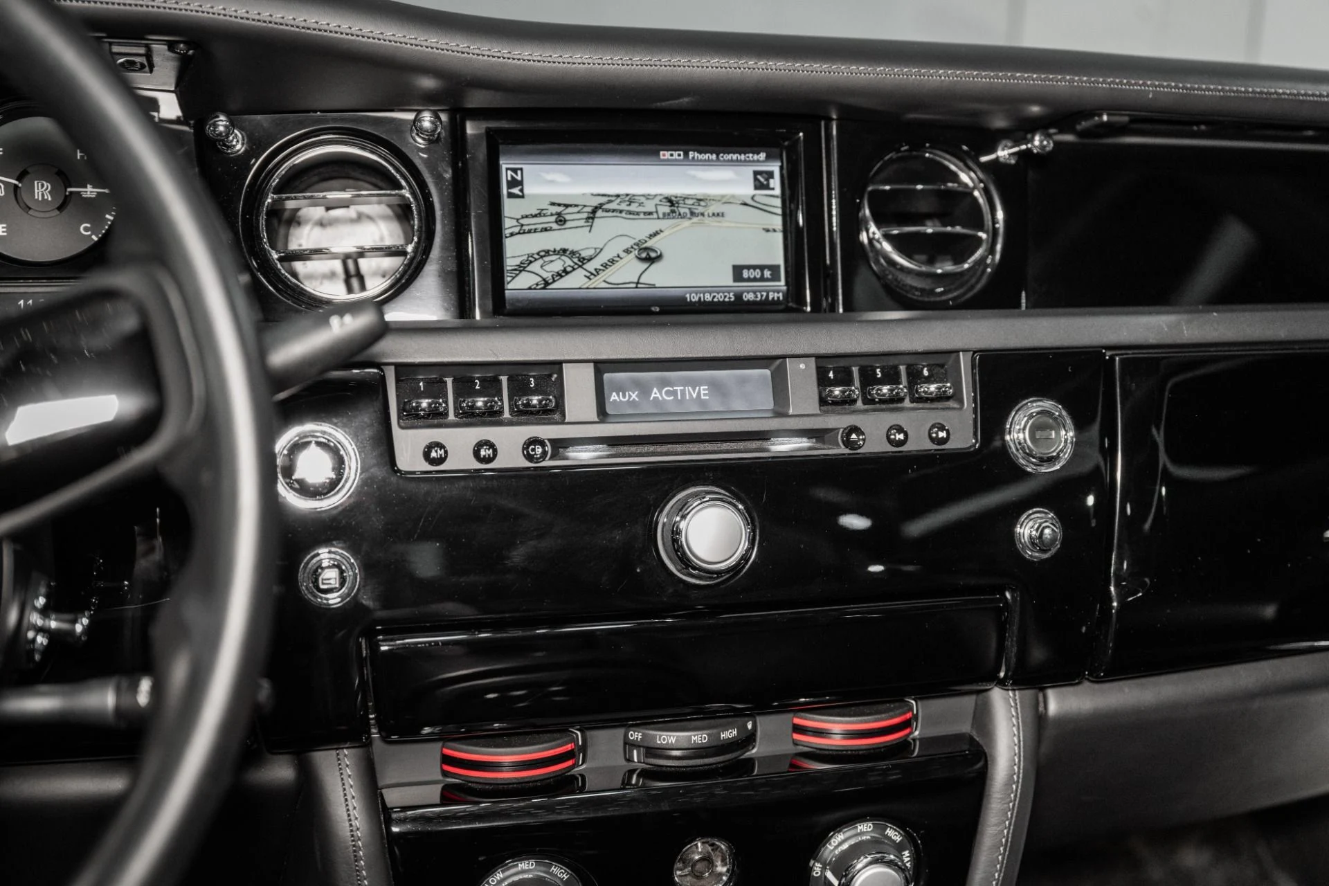 mph027_1264660994_Used_2010_Rolls_Royce_Phantom_Coupe_1760972669_d6249fec37