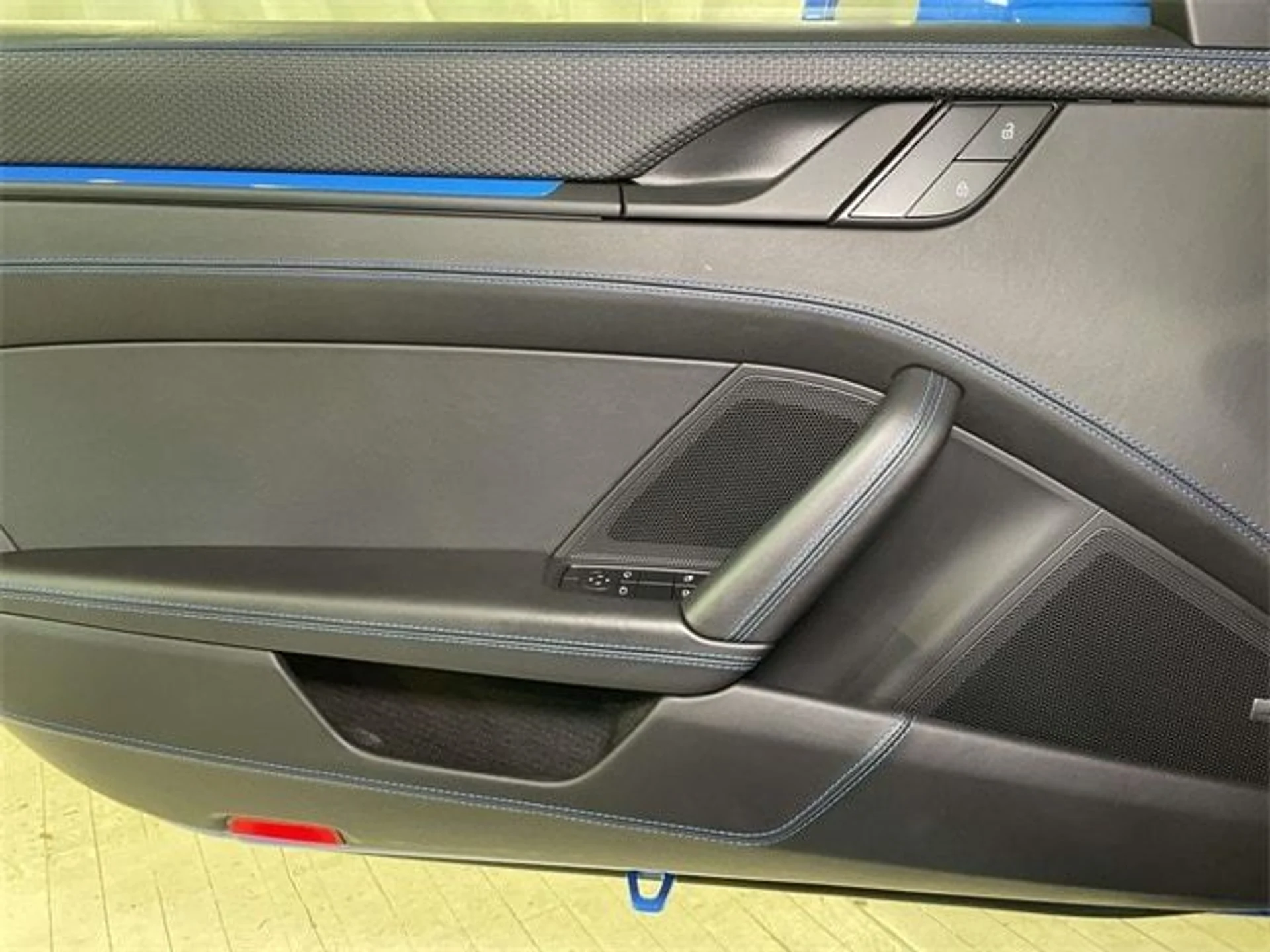 mph027_127217952_fd4c01fb105ac20b6053ad13b74f1392x_2124cb30b0