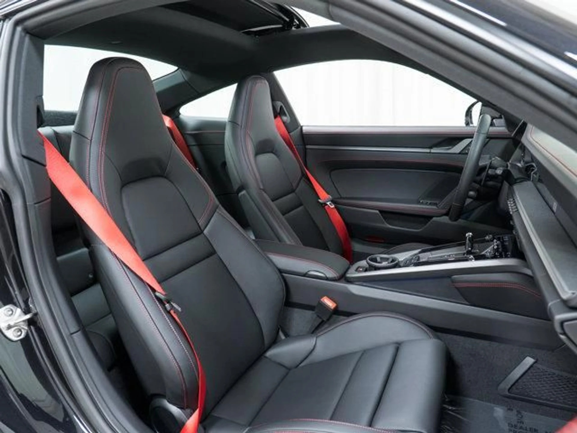 mph027_1276647787_va_Tv8sjoep_UFA_Pj_D5i_S6_Aq_Om_Ej_Q_da71f7bab4