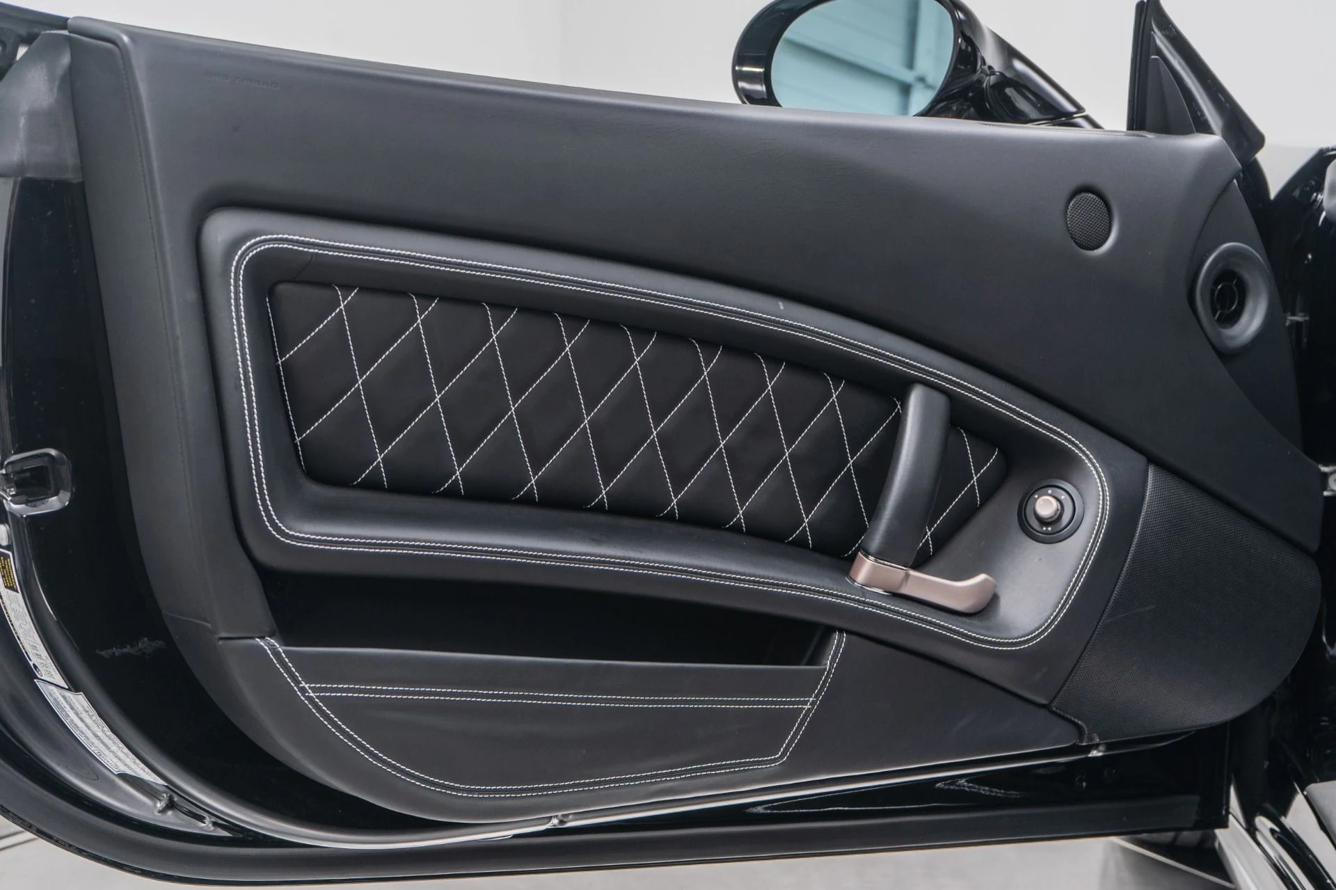 mph027_1280511601_Used_2014_Ferrari_California_1755618260_97147af708