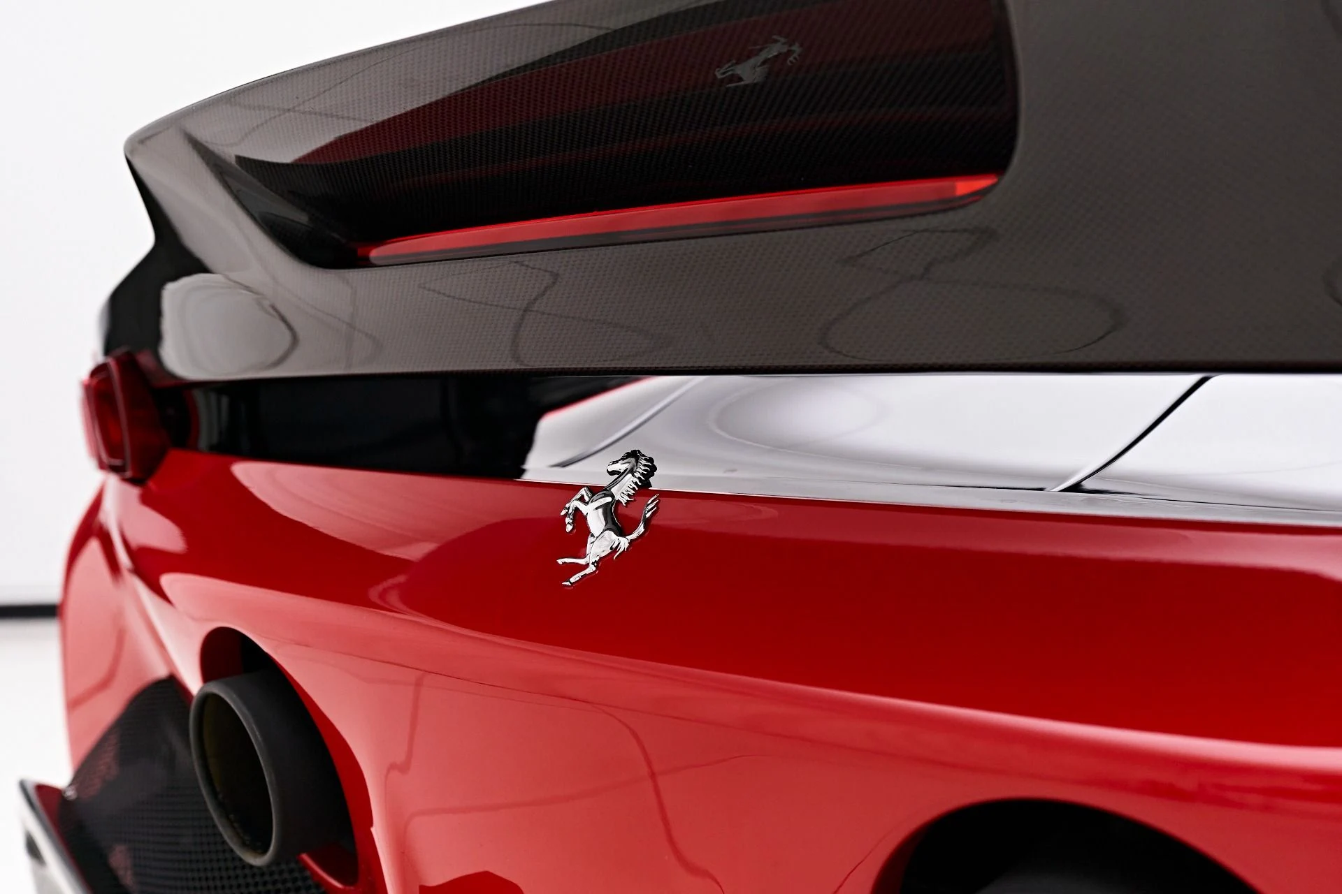 mph027_1282593466_Used_2021_Ferrari_SF_90_Stradale_Base_1690065586_d5392bbbc7