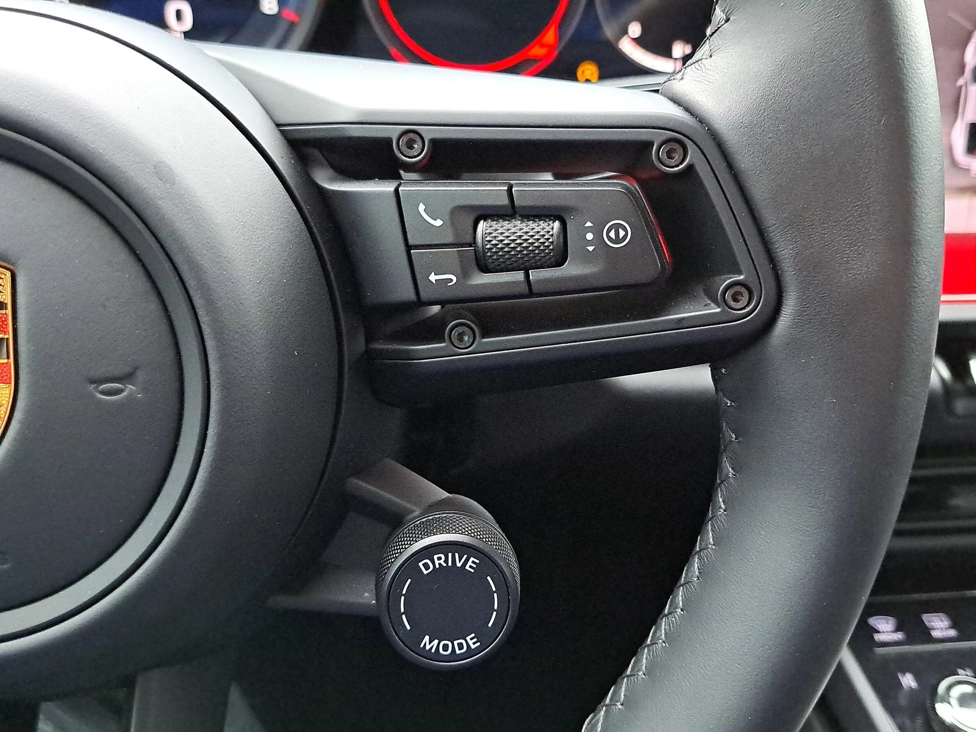 mph027_1286647763_d23136954de89124d8e3b17ceab26194x_57b6ca5a24