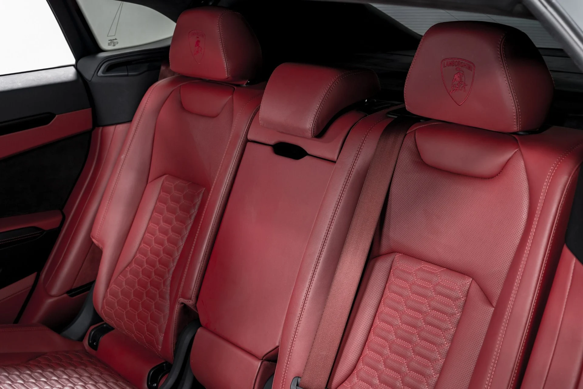 mph027_128806981_91f87f5806389794da948fc85be54322x_fe26a9484d