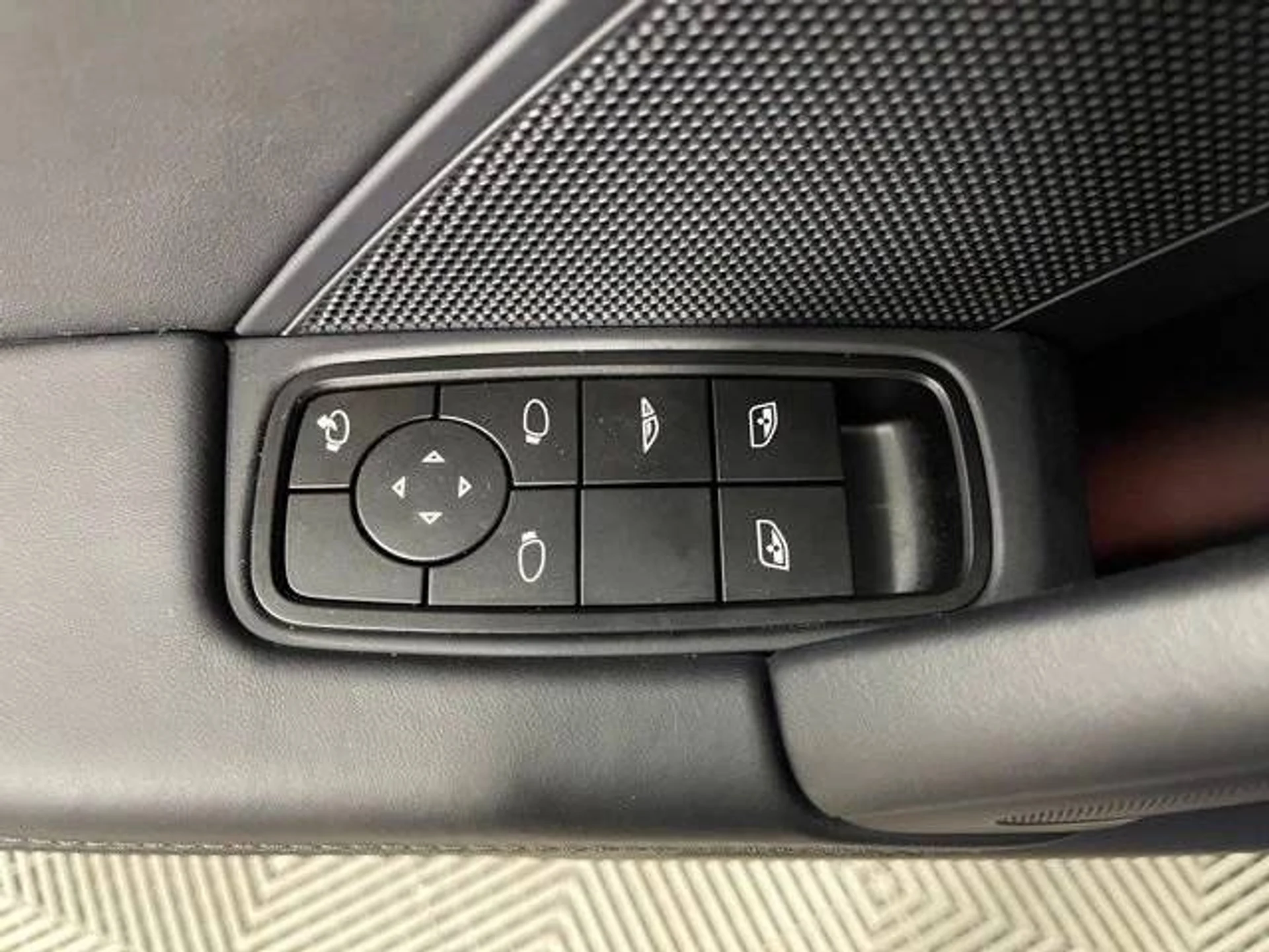 mph027_1290365632_7f2b68fbc024fa780219d157a7eb0b44x_4925fa81aa