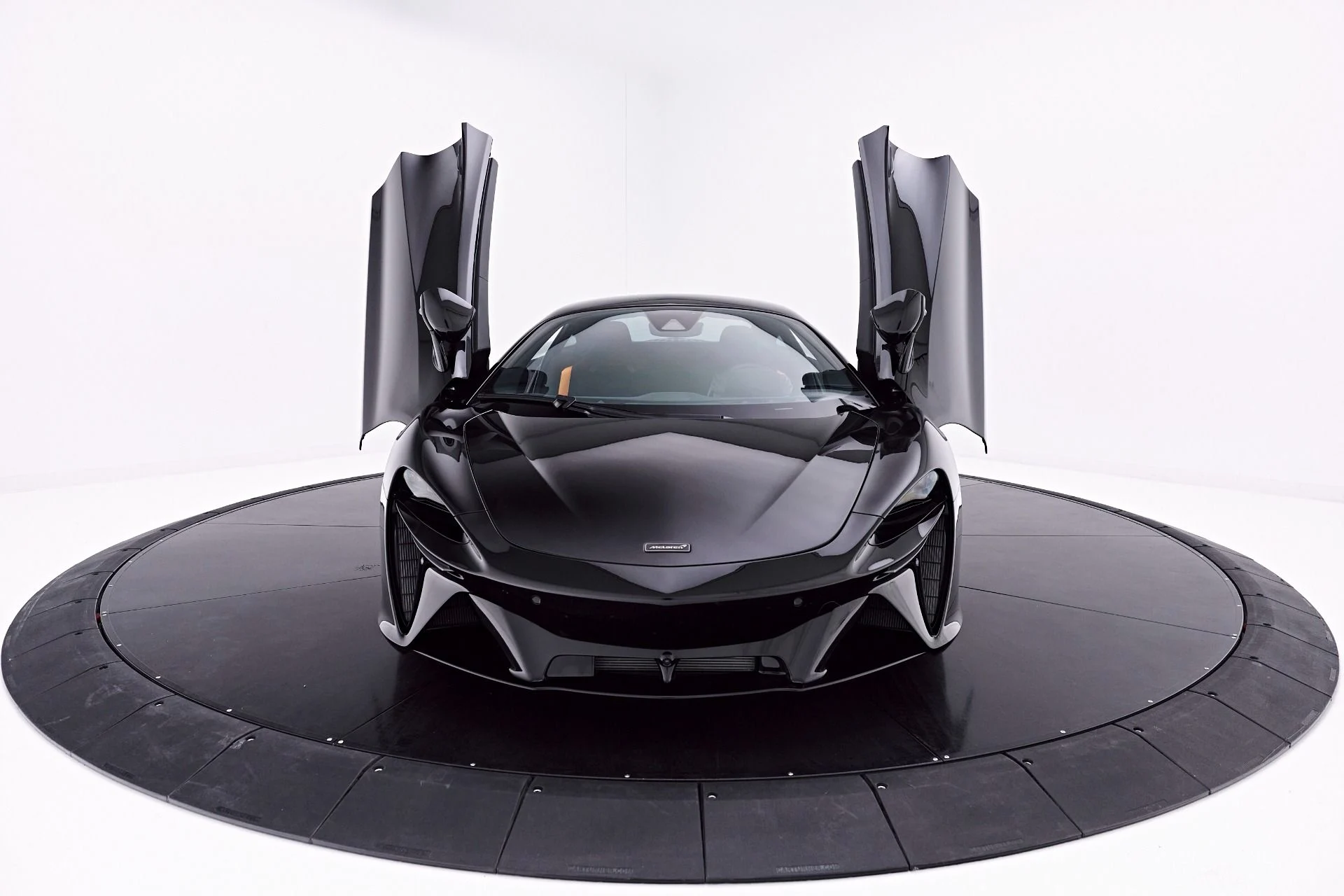 mph027_1295732008_Used_2026_Mc_Laren_Artura_Vision_1777507465_646de40d3e