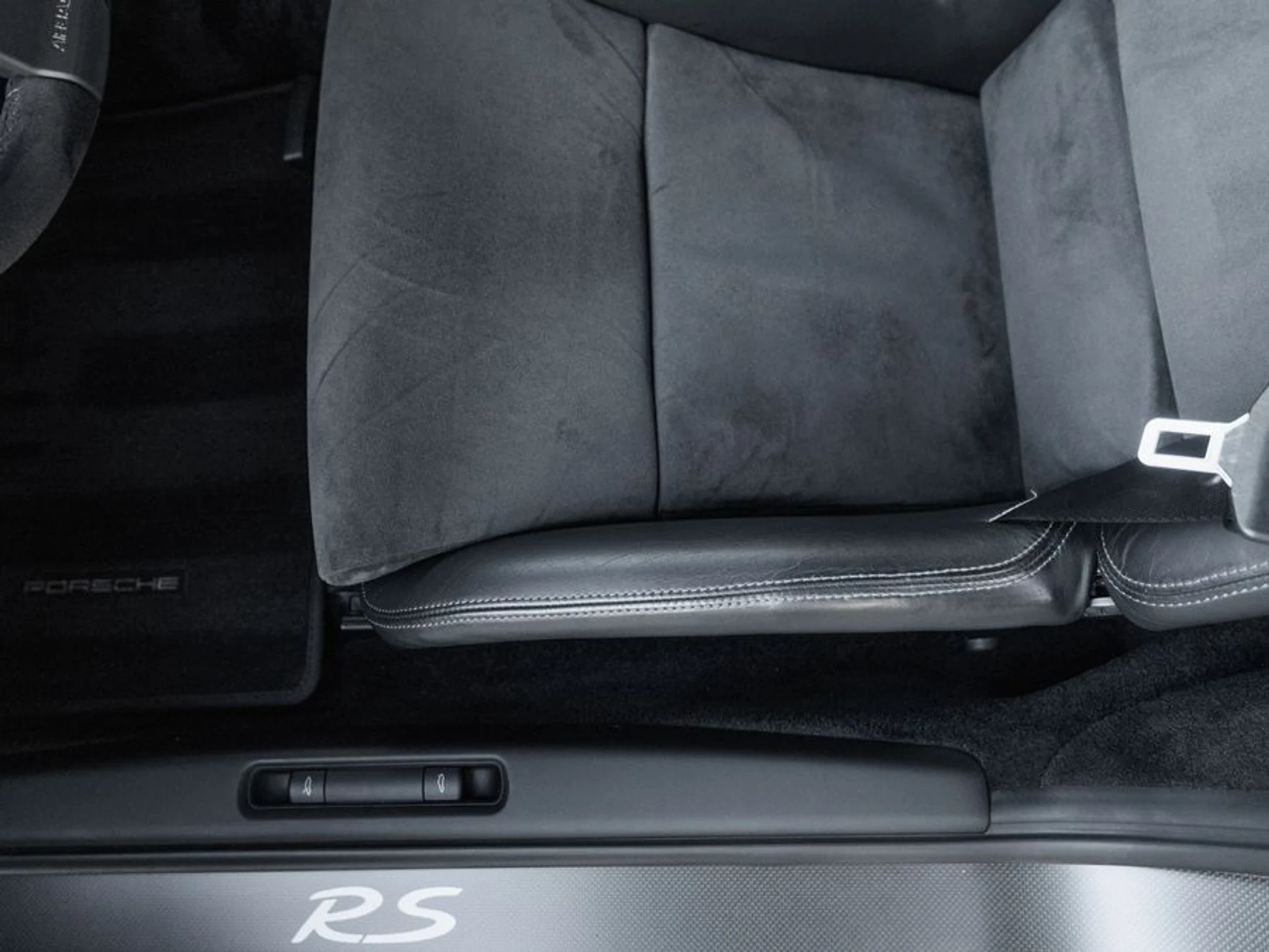 mph027_130487112_f1acce4a_2494_4349_be35_ea14422454cc_d57d35844f