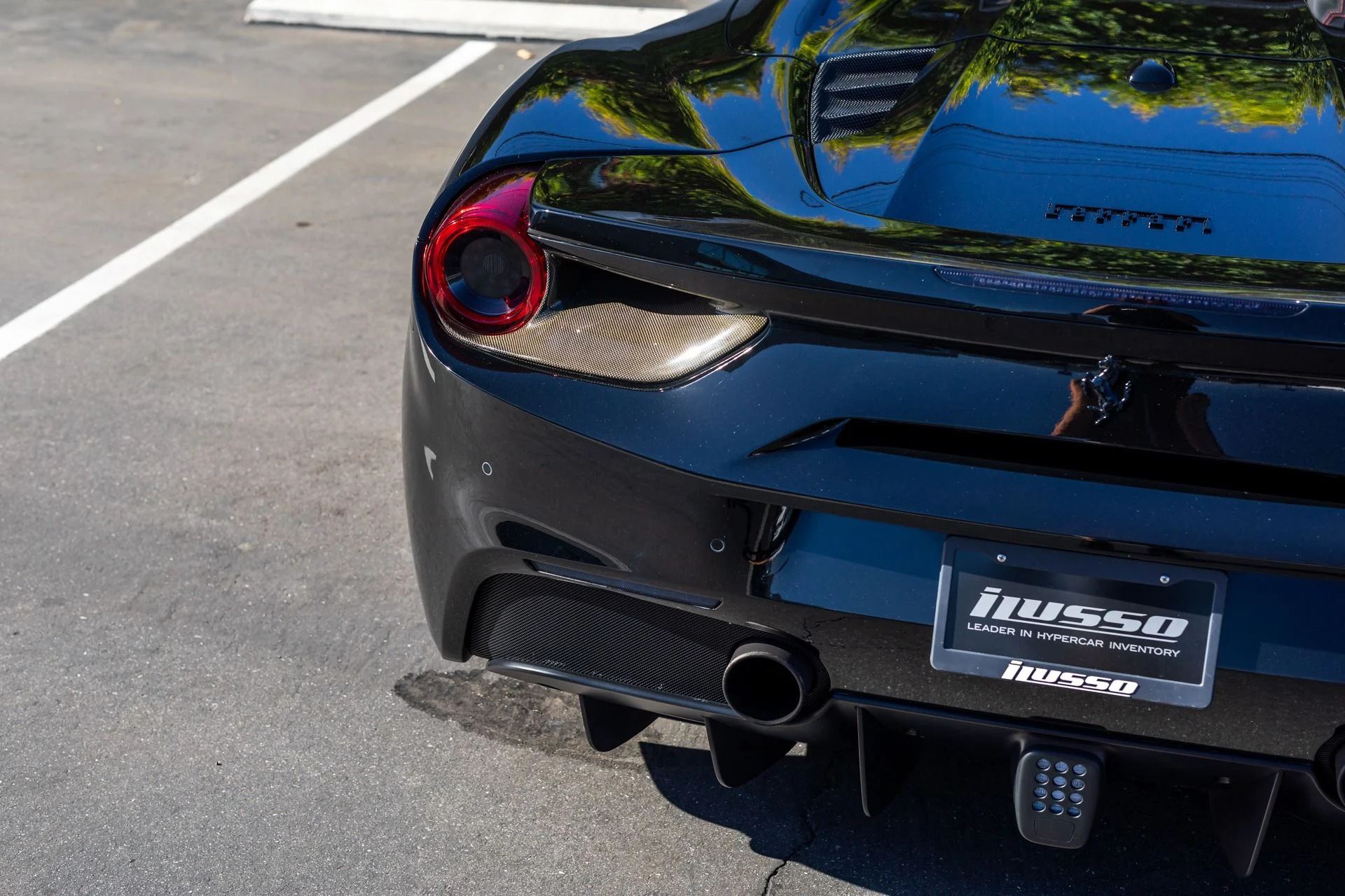 mph027_1323502564_Used_2018_Ferrari_488_Spider_1701972853_0a0544aa14