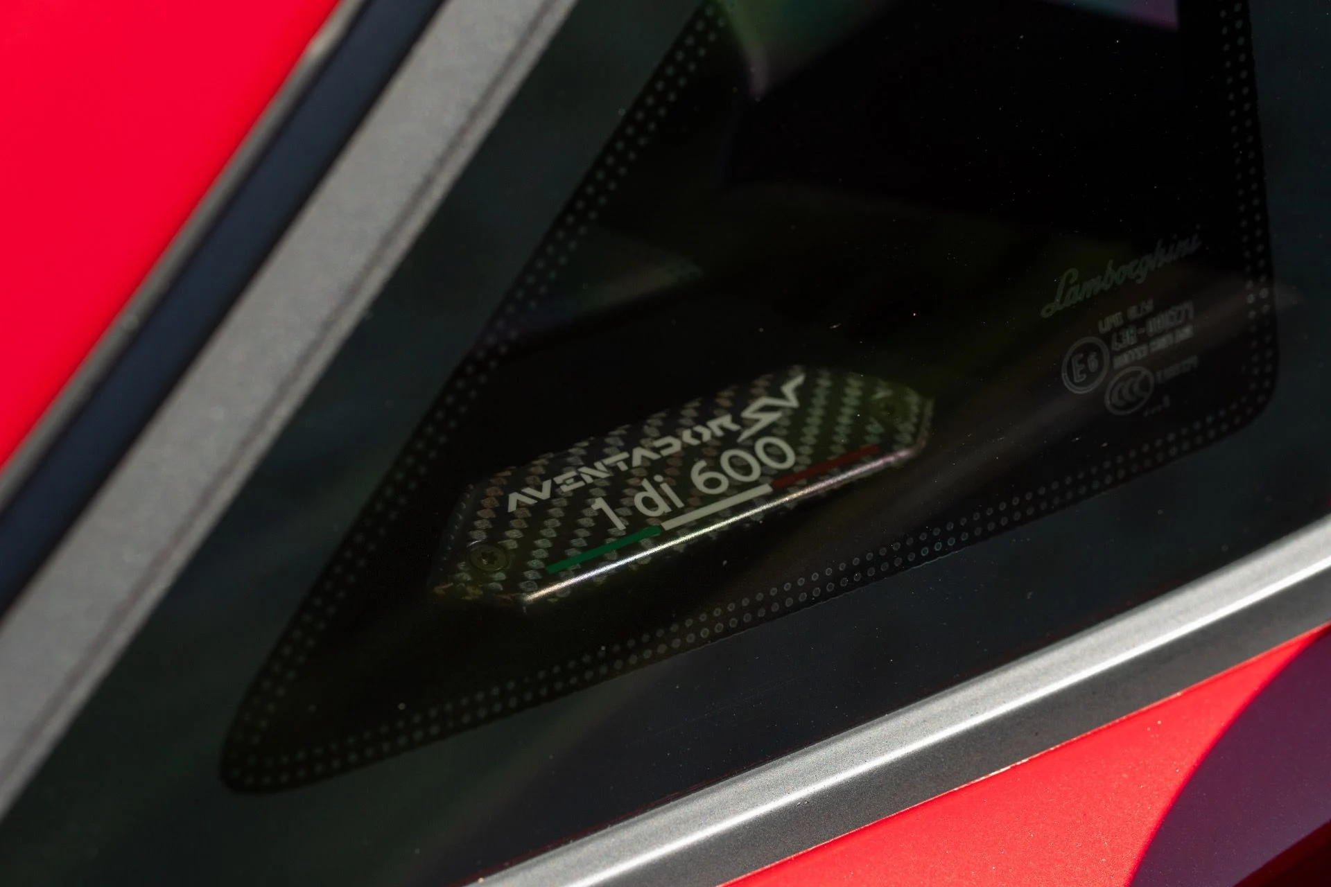 mph027_1323958833_Used_2016_Lamborghini_Aventador_LP_750_4_SV_1760392295_5b08cb0cef