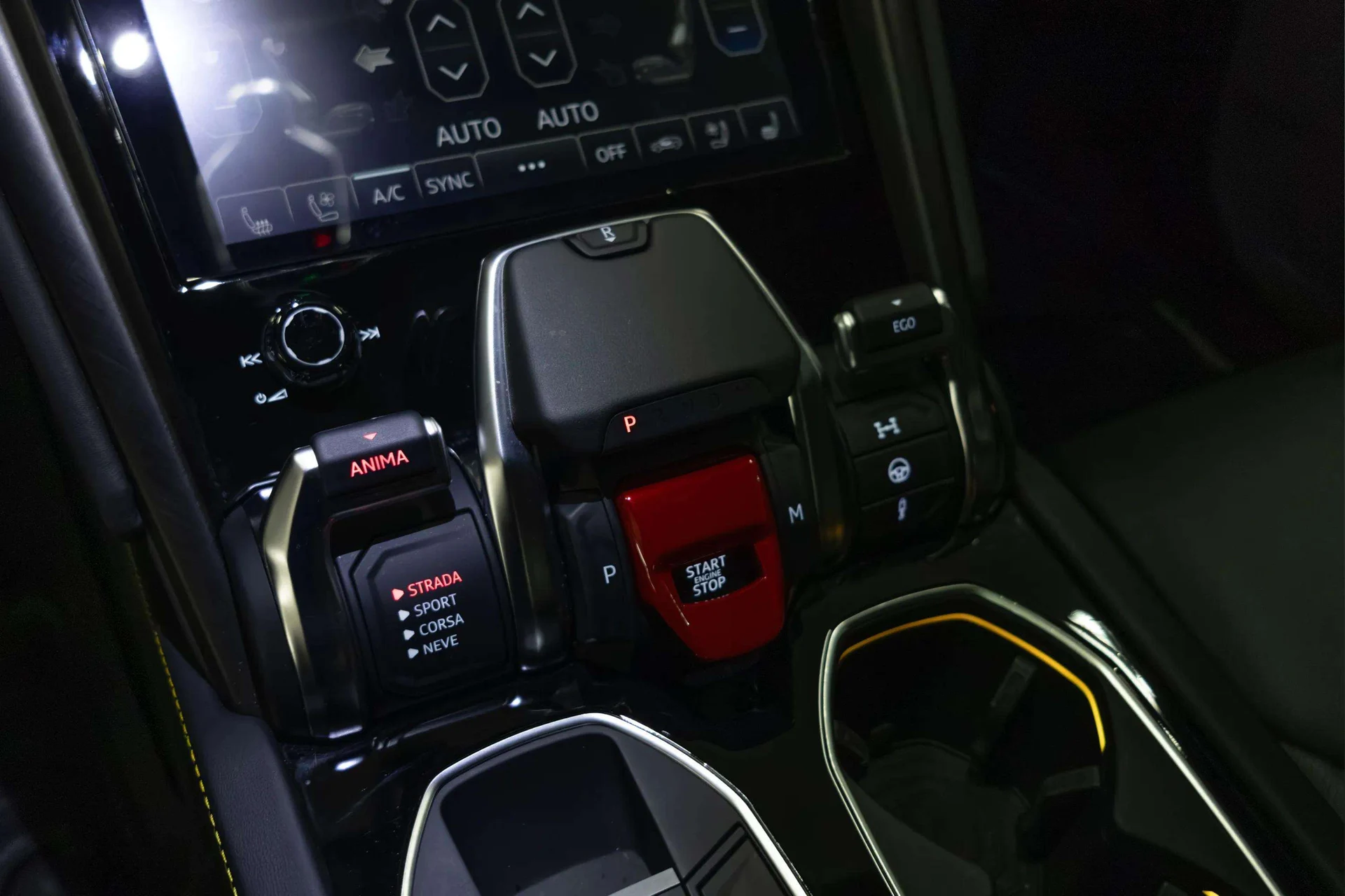mph027_1328527997_61feca39_0eaa_44d1_b344_c35956c2ae9e_202320_Lamborghini20_Urus20_S2028_ZPBCB_3_ZL_4_PLA_2366129_28_1b08670a01