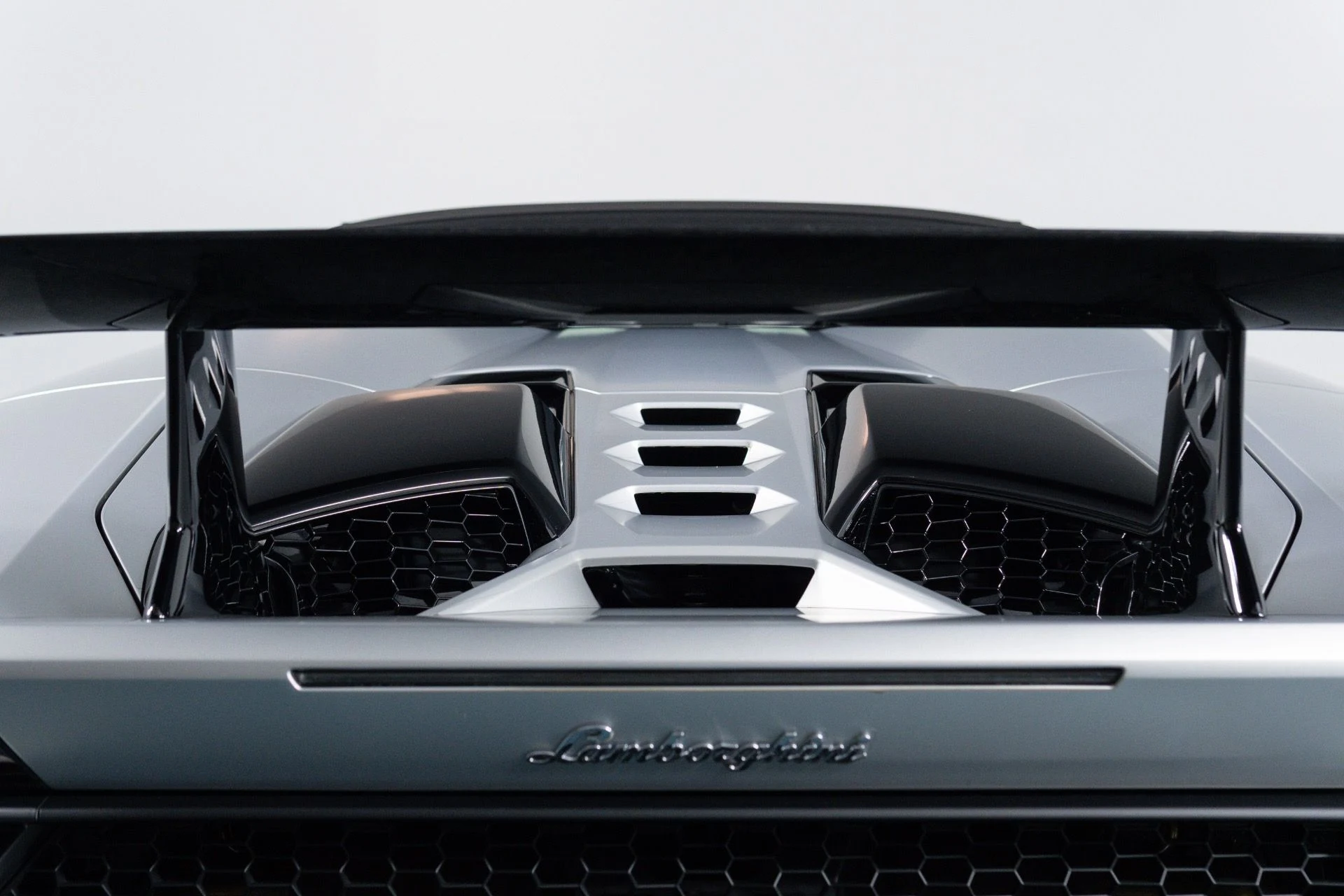 mph027_1334906413_Used_2018_Lamborghini_Huracan_Performante_Spyder_1781732323_ec107c7899