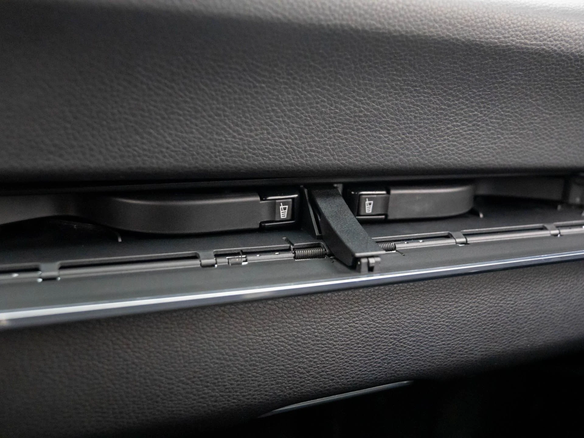 mph027_1337295712_91dfc9b3af995ab046835fc3e4acf3c0x_7c86164502