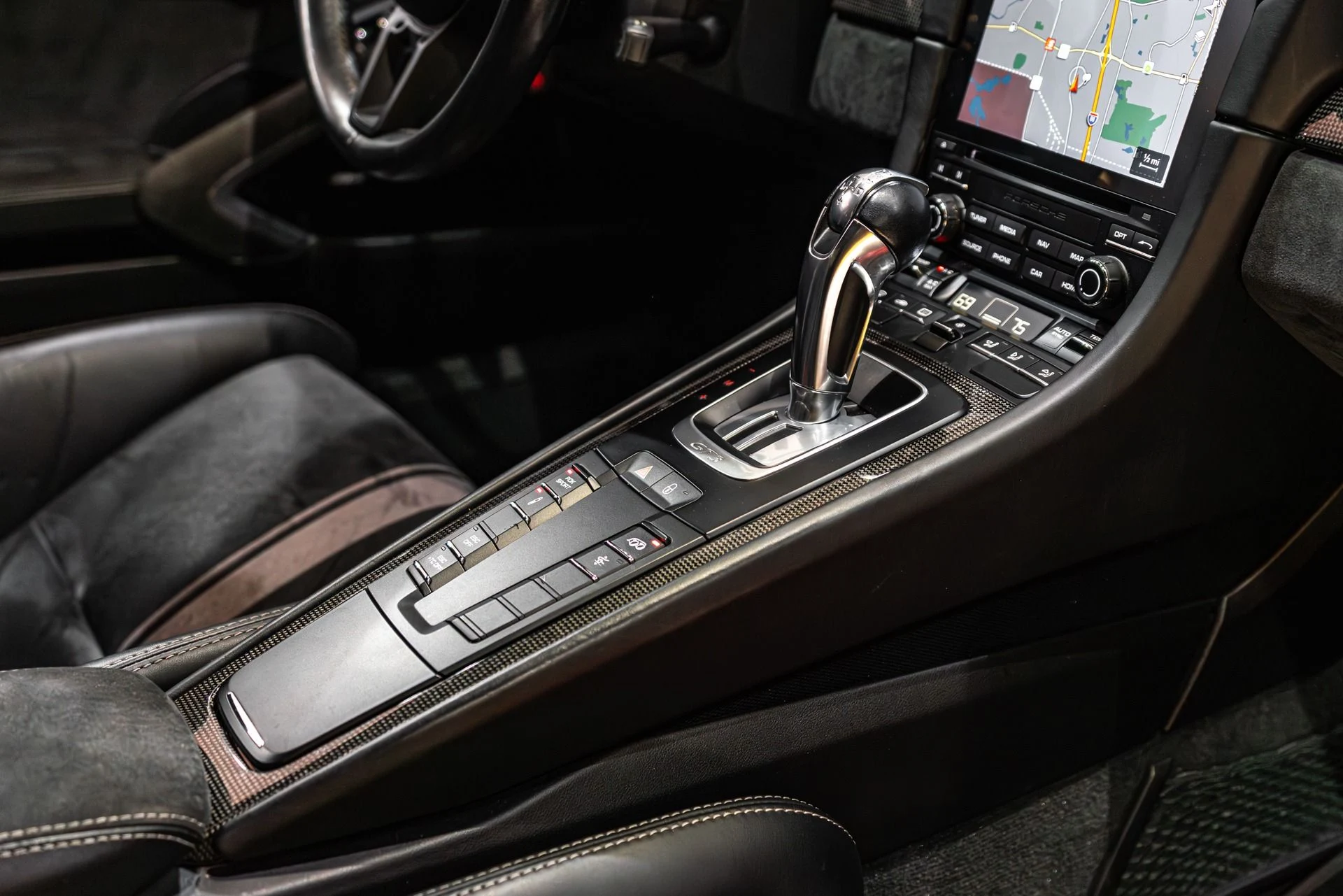 mph027_1337770248_13130_p28_l_1240e7ebda