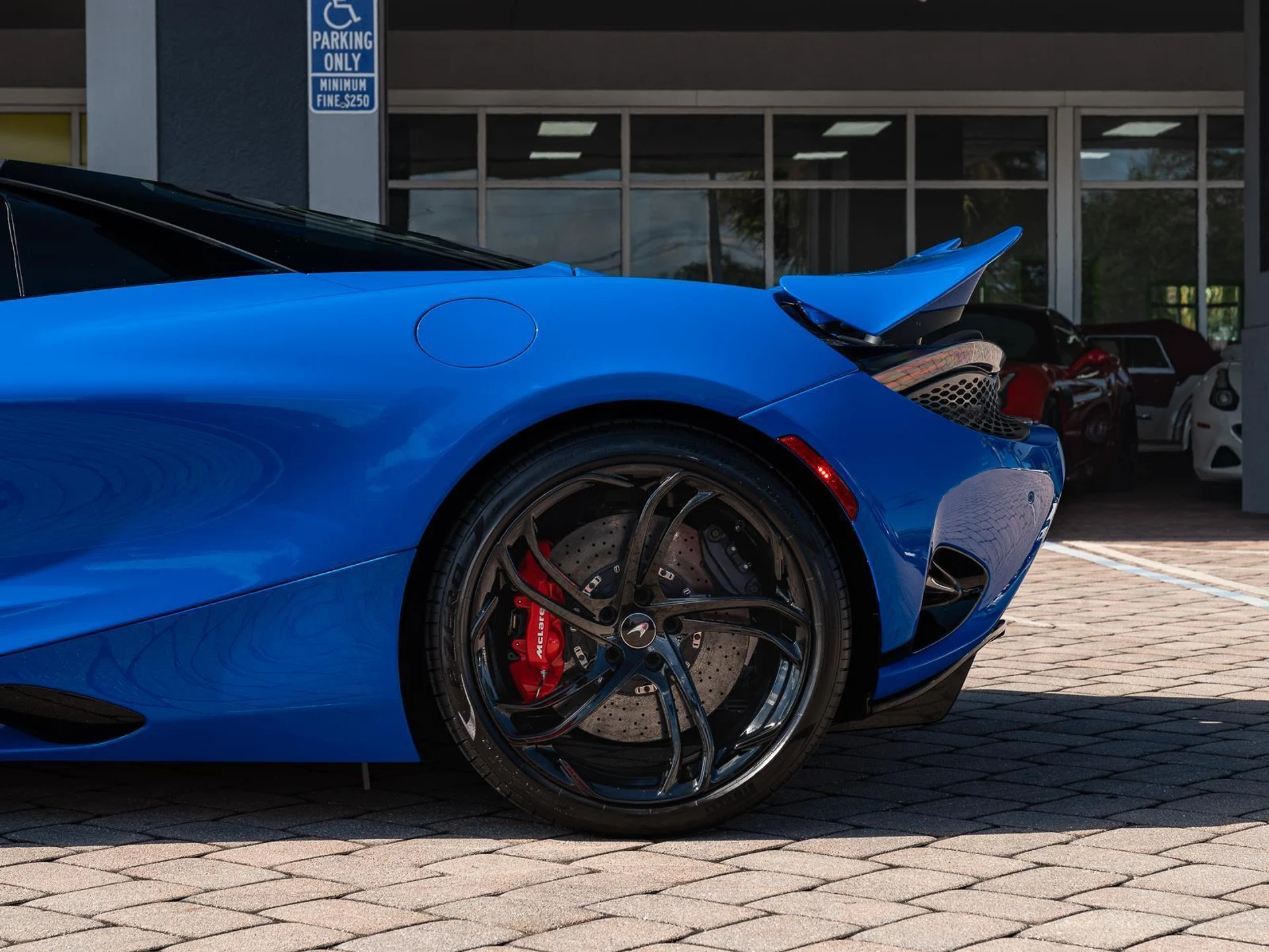 mph027_1337970732_Used_2024_Mc_Laren_750_S_Spider_1774886714_92fba44199