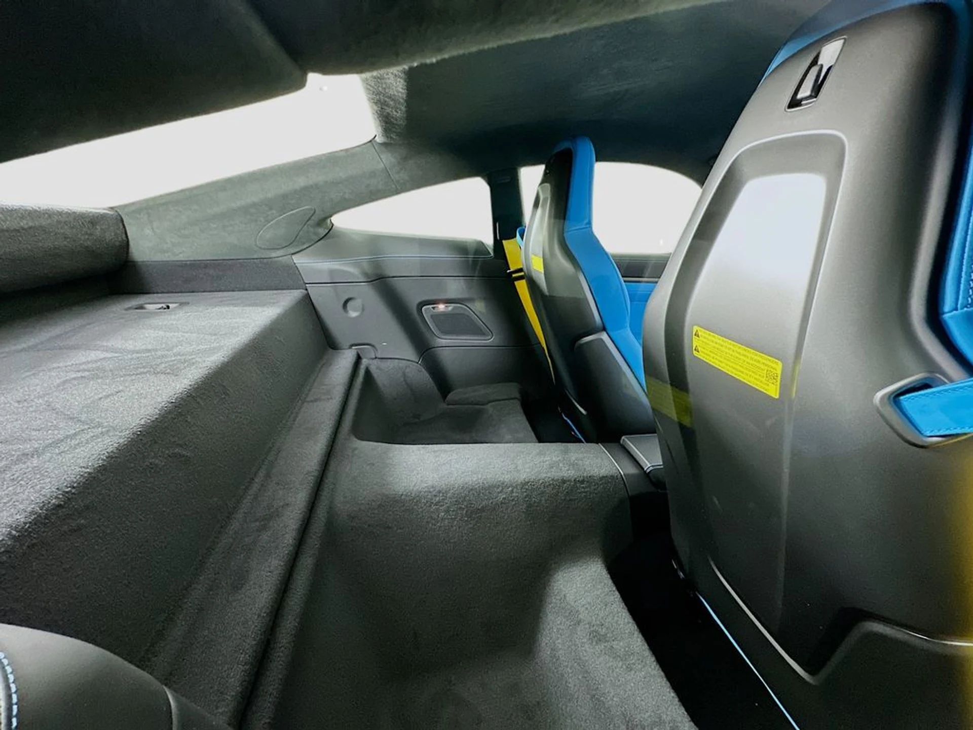 mph027_1345054338_5fff2c653b9734539a19c0635f664769x_e0d8fc2b37