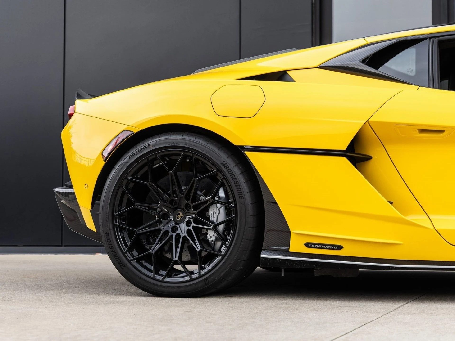 mph027_1352679238_28_b7a80b9fa9