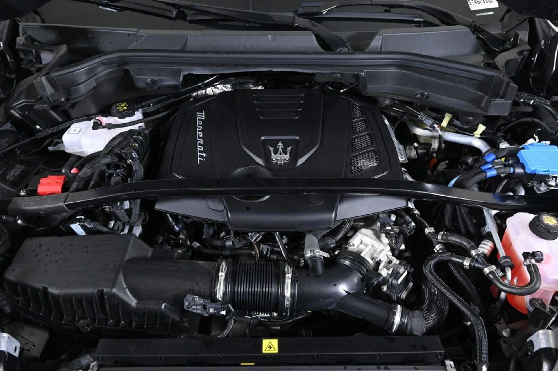 mph027_1352769149_used_2025_maserati_grecale_modena_11350_22913506_27_1024_9b99a5ffbc