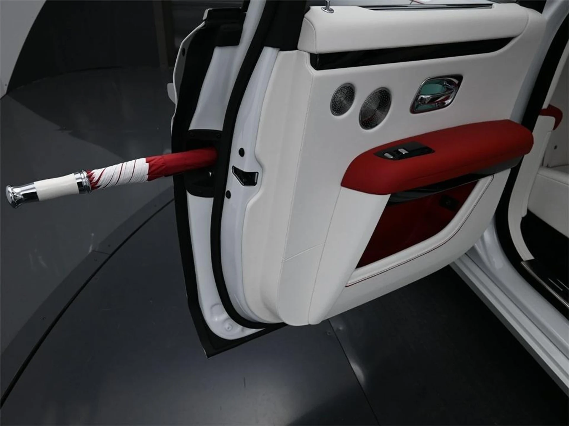 mph027_1372321519_ei7_Bzv2f_Gl_Si_EB_Ii3_K309306_OW_0_c2c93d7d30