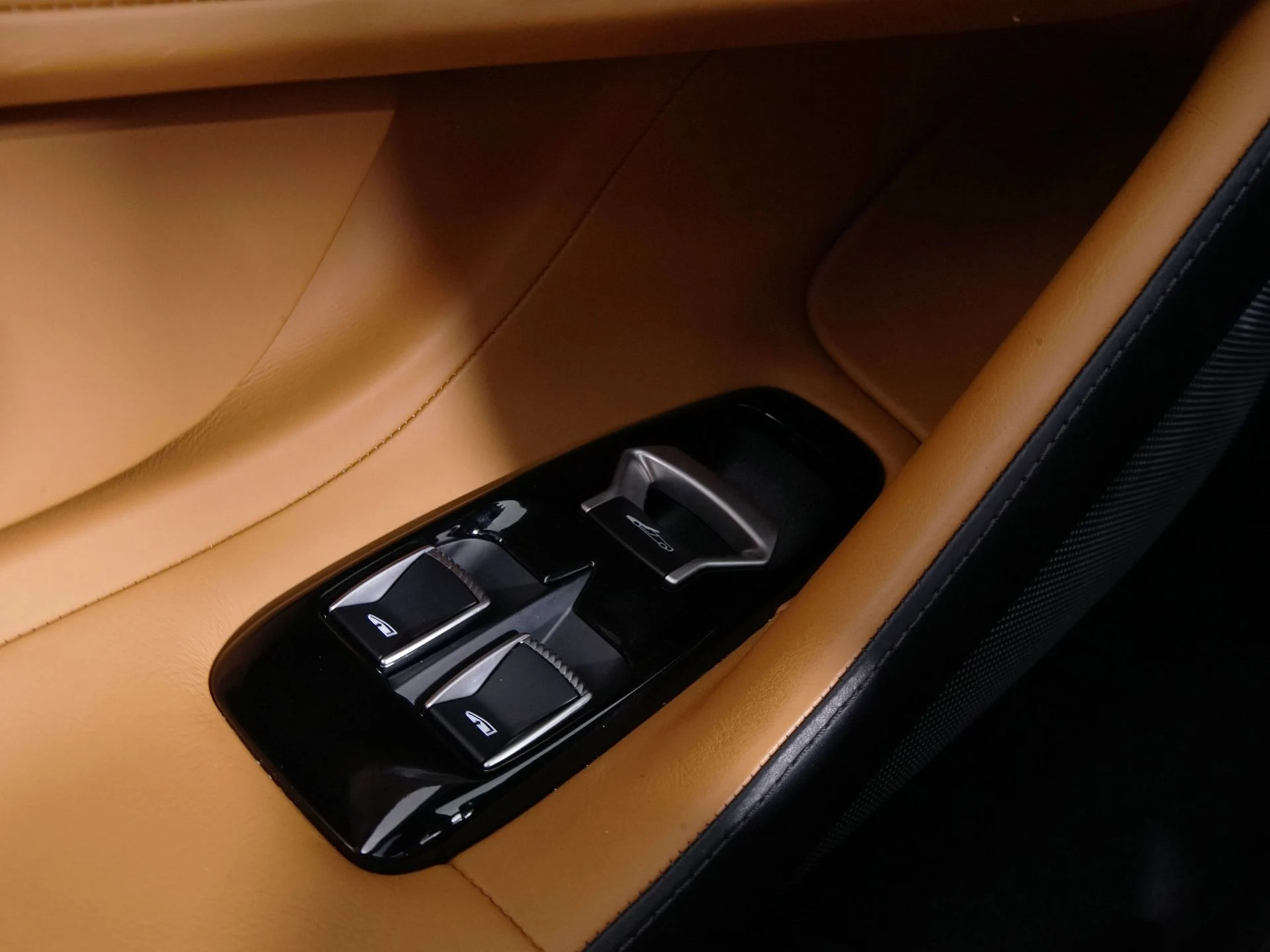 mph027_1380384958_f90ce47ba5a487097280c789863a0a99x_6a357e1503