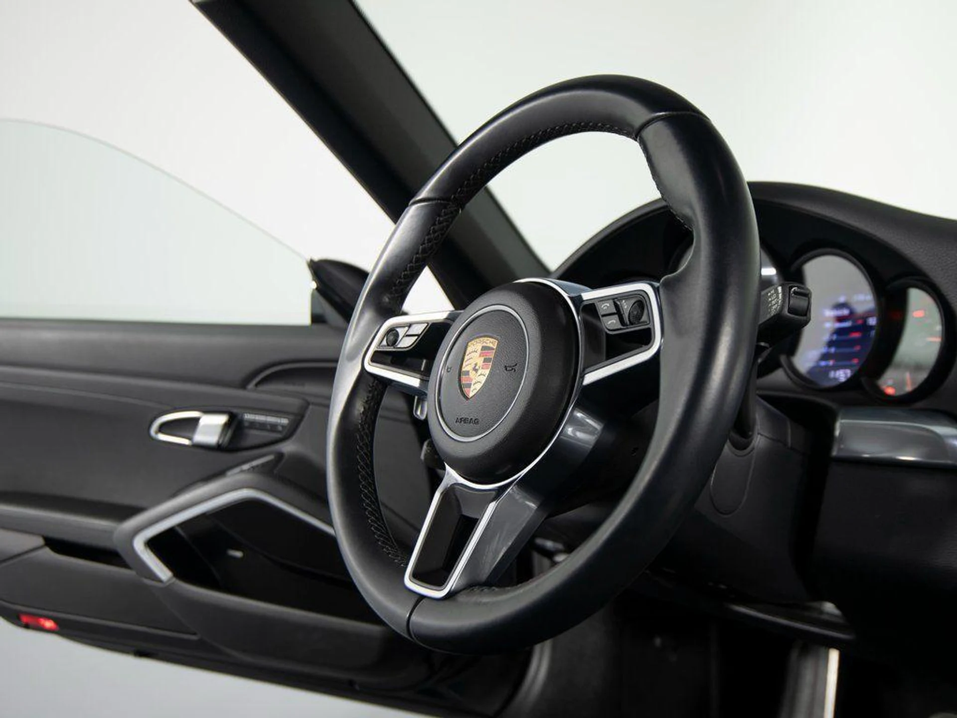 mph027_1383783999_Ai_LY_5lii_P_Uideipbes969l_CP_7j0_9519b790f5