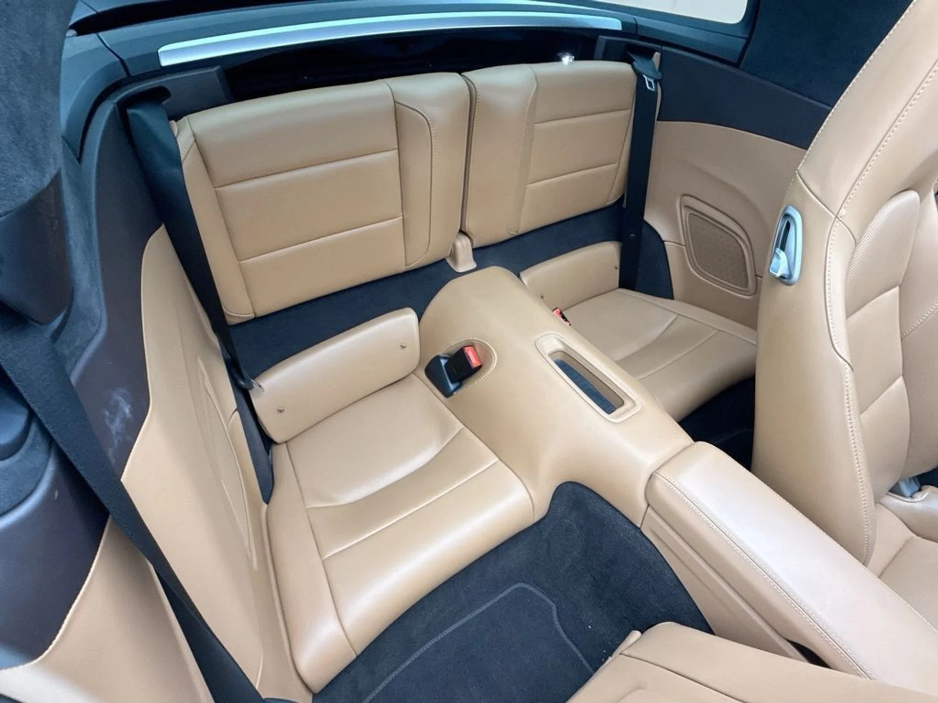 mph027_1390150726_used_2019_porsche_911_targa4s_8119_23024698_28_1024_1295322a93