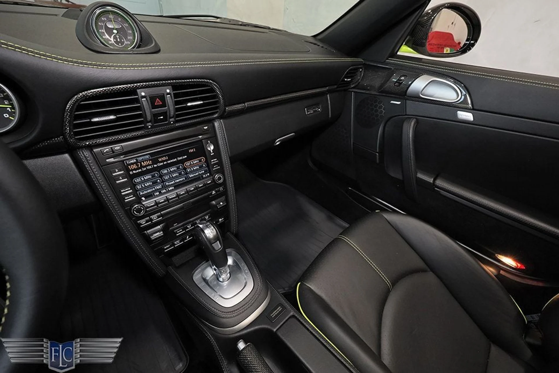 mph027_1391635738_used_2012_porsche_911_turbocabriolet_9689_23013530_28_1024_82fa9bffe6