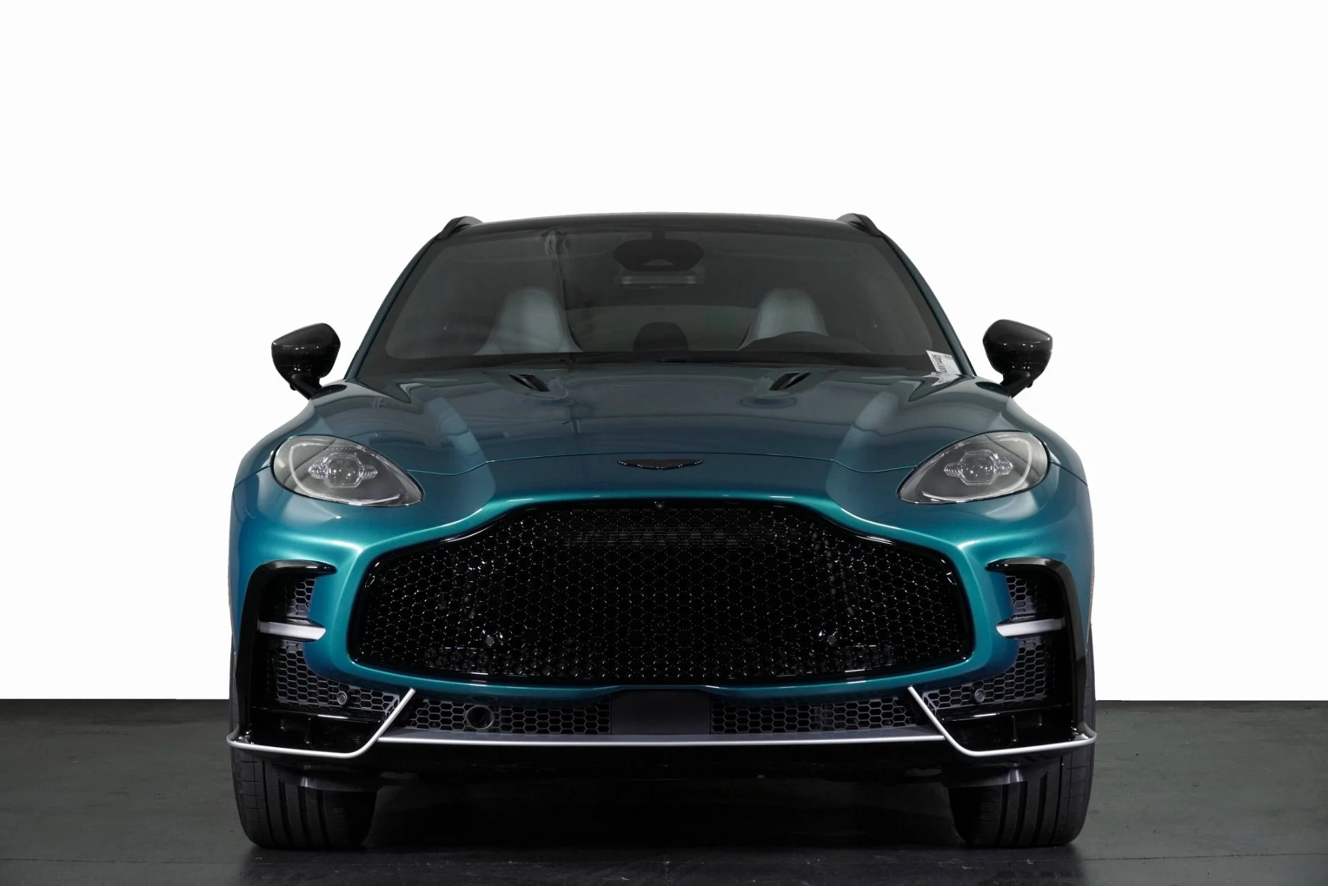 mph027_1398190062_New_2026_Aston_Martin_DBX_S_1768416197_694111feb3