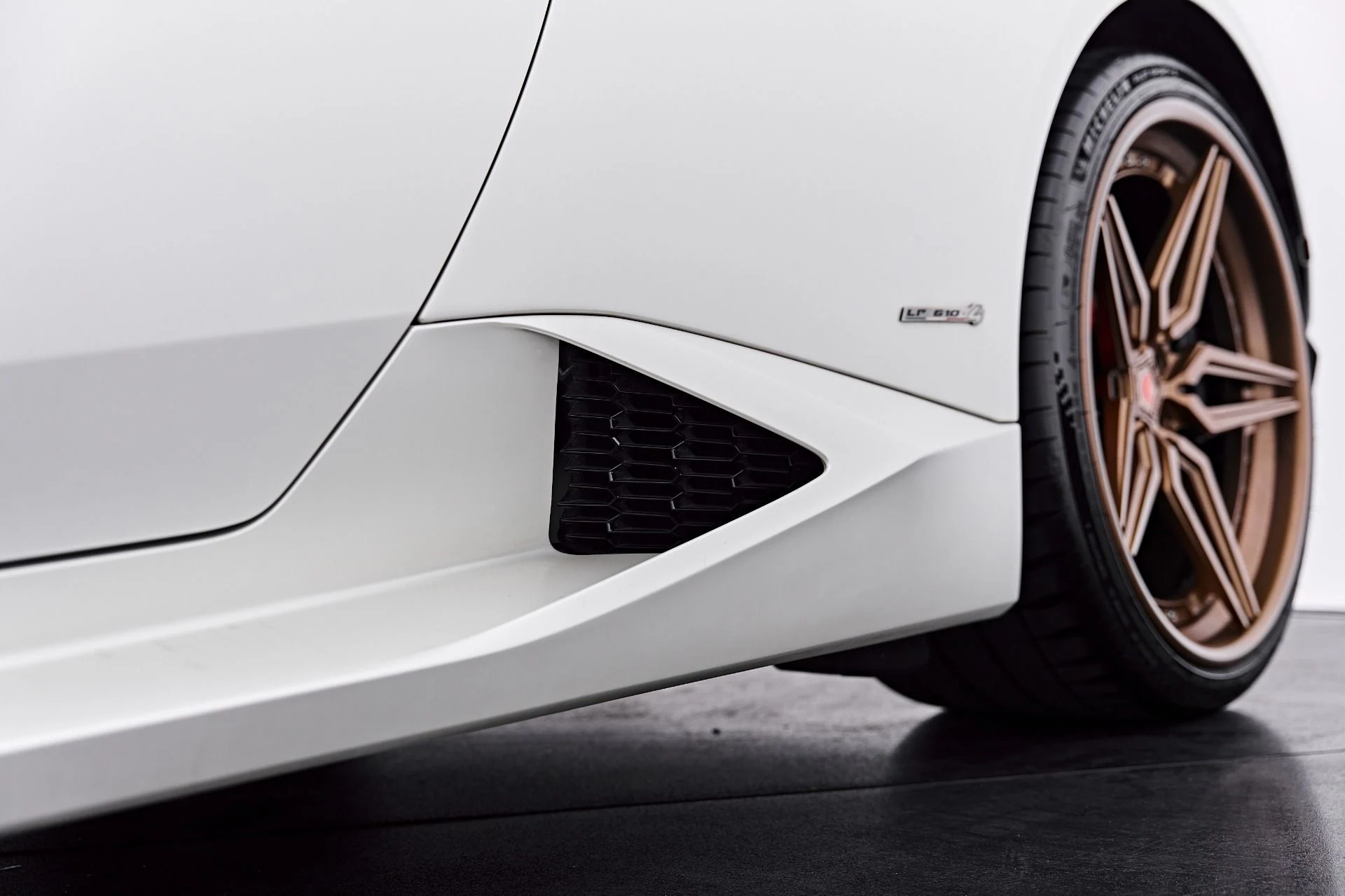 mph027_1399117435_Used_2017_Lamborghini_Huracan_1786741706_73b6c6b608