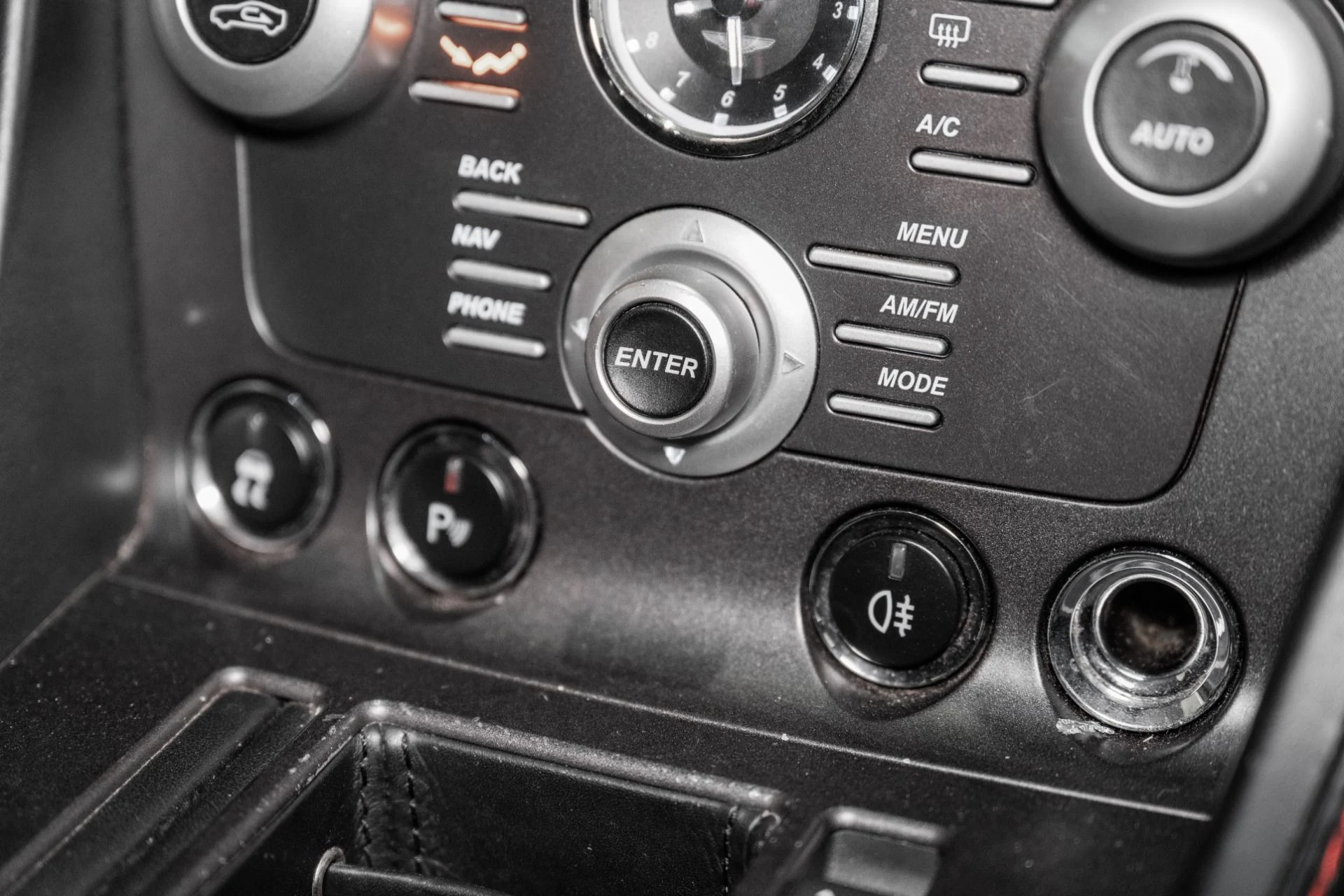 mph027_1400608877_Used_2009_Aston_Martin_V8_Vantage_1772034364_e72daeec77