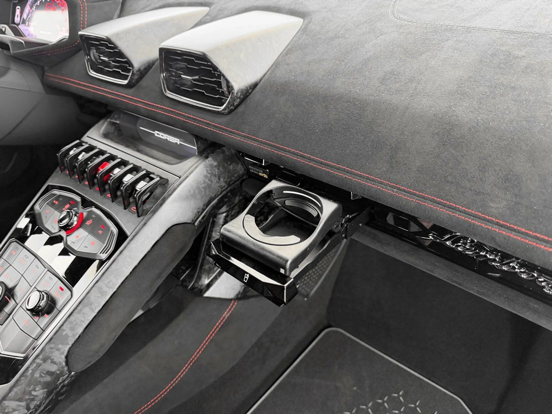 mph027_141847126_e9ef0458f369e72401efe899a54ad88ax_edffda7947