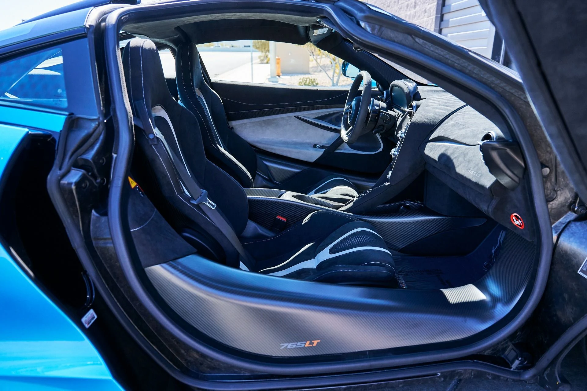 mph027_1422912519_Used_2021_Mc_Laren_765_LT_Base_1772822783_b642e629d0