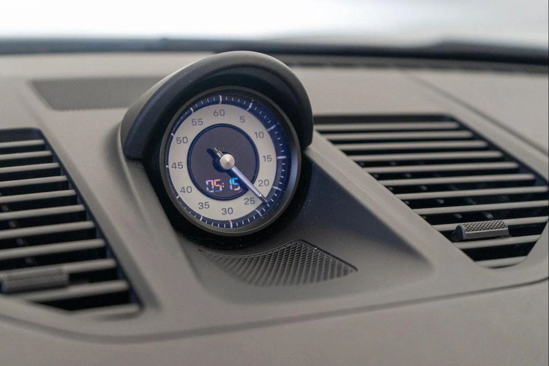 mph027_1423991910_D_PLP_Vdama_Ji_Kr_Nn2eq31_FGVG_18_aa826172ac