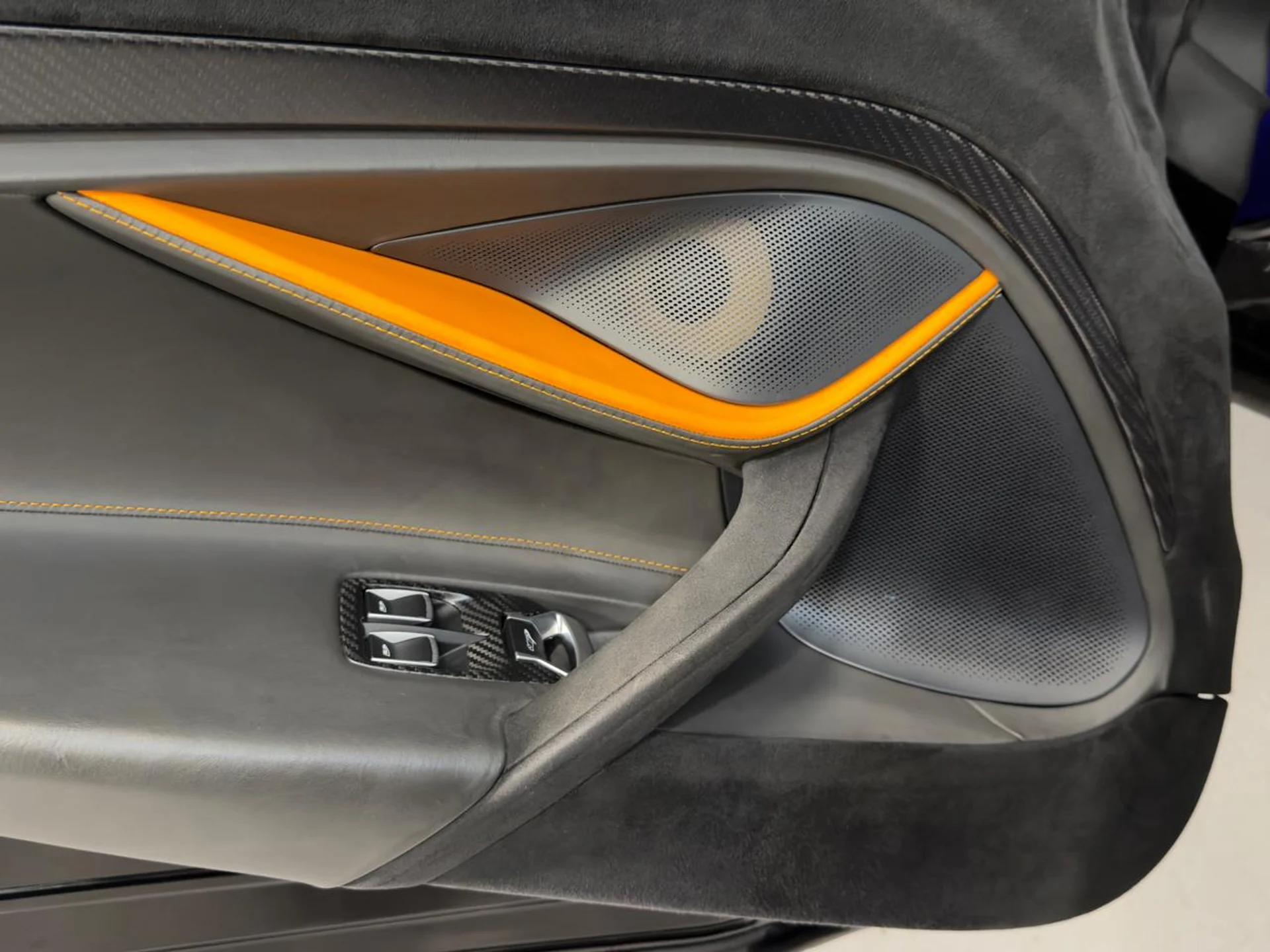 mph027_1430112850_639071173928179976_0901cb9246