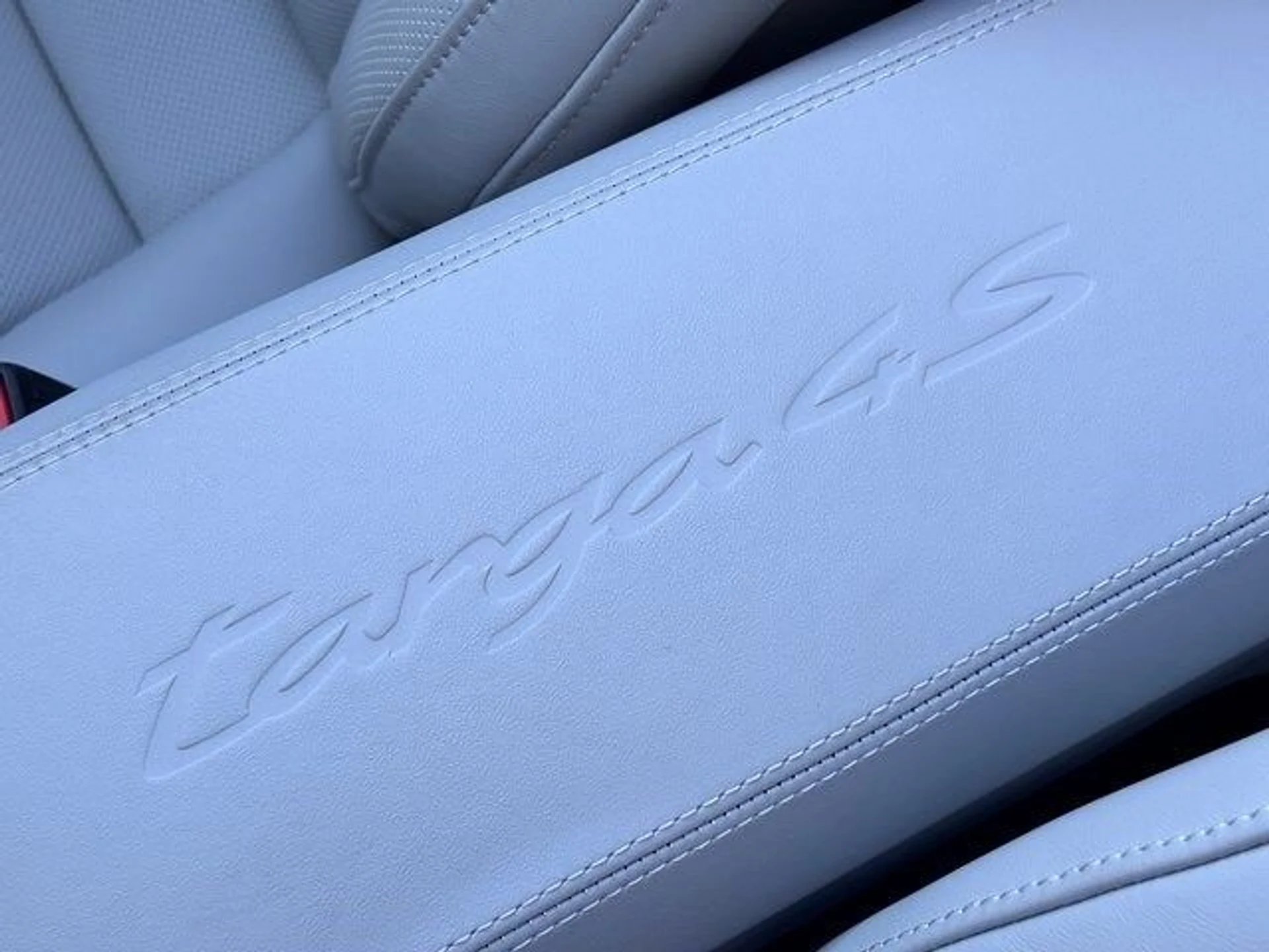 mph027_1442637106_39f8540c5487d81803d1f6d32b6eb4e1x_646cd02087