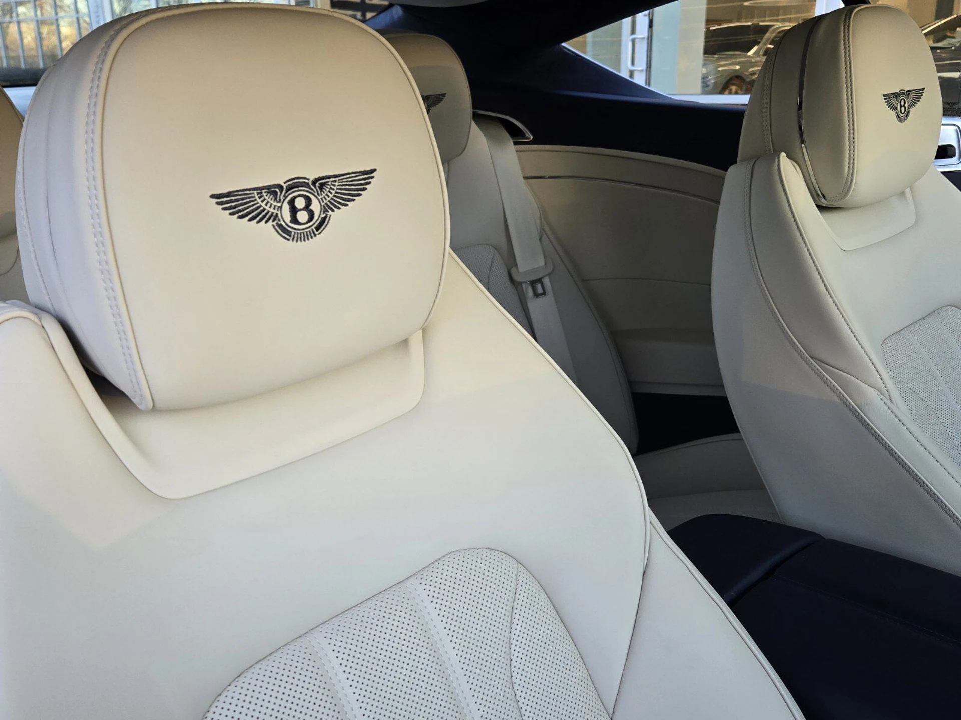 mph027_1449161545_e716358e04c6aead567e287e13eb288bx_8b7400e59d