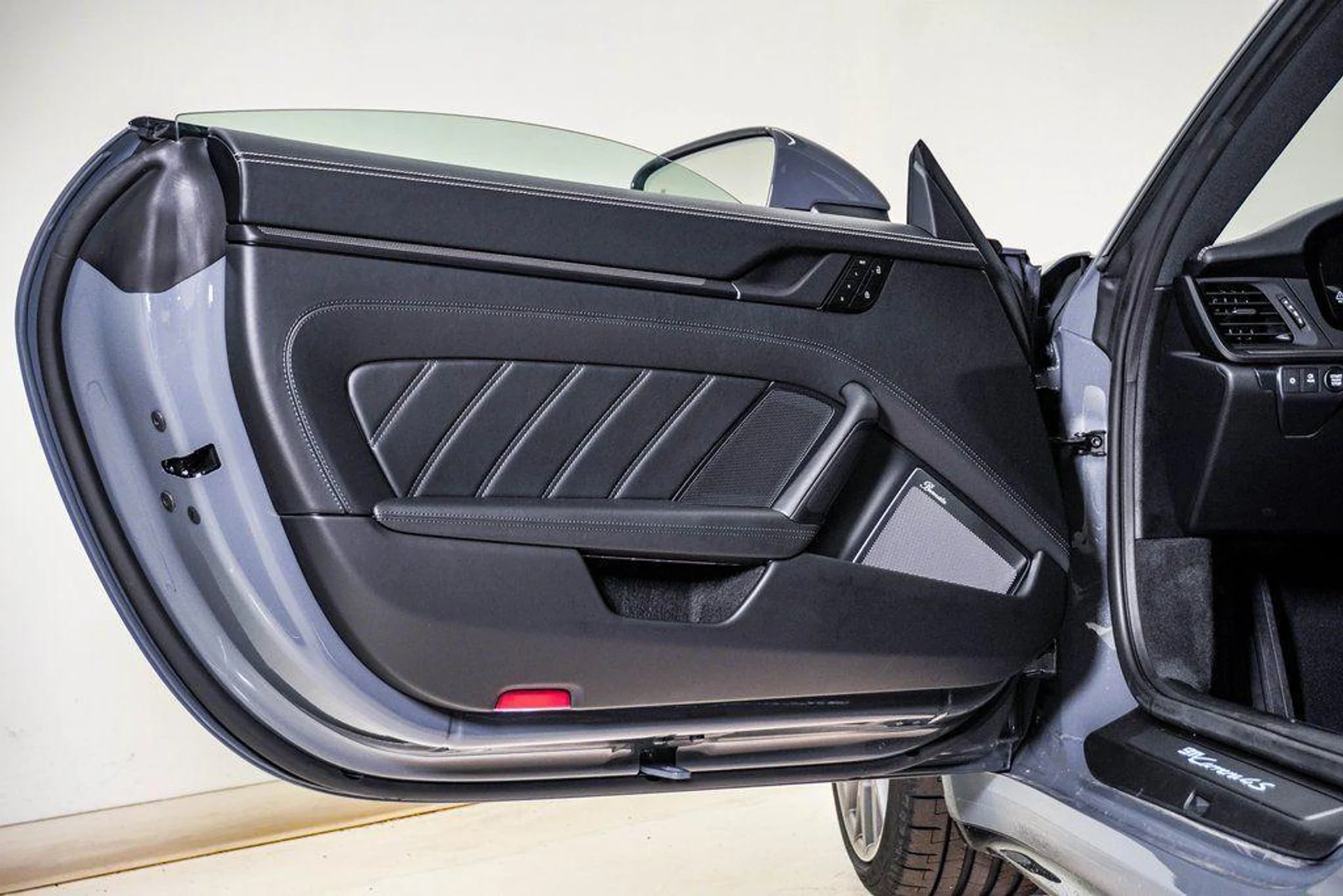 mph027_1450602003_x_w3_Auwwi2_Cd_y_ZQAOOT_Rb4_Ng_Jk_223999625a