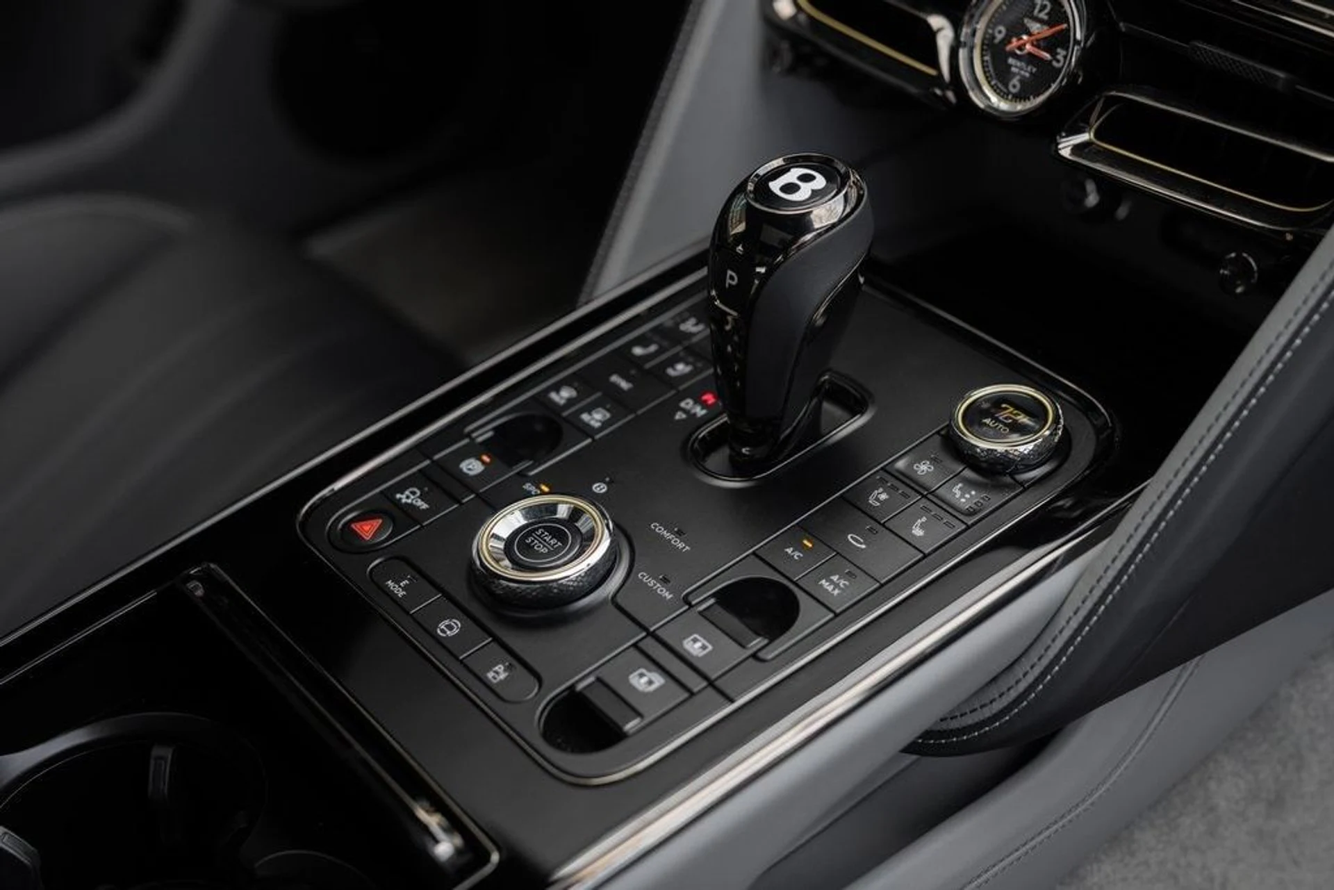 mph027_145098497_a97ff50f8862103f524964a7fc8fdd55x_82123b3ab4